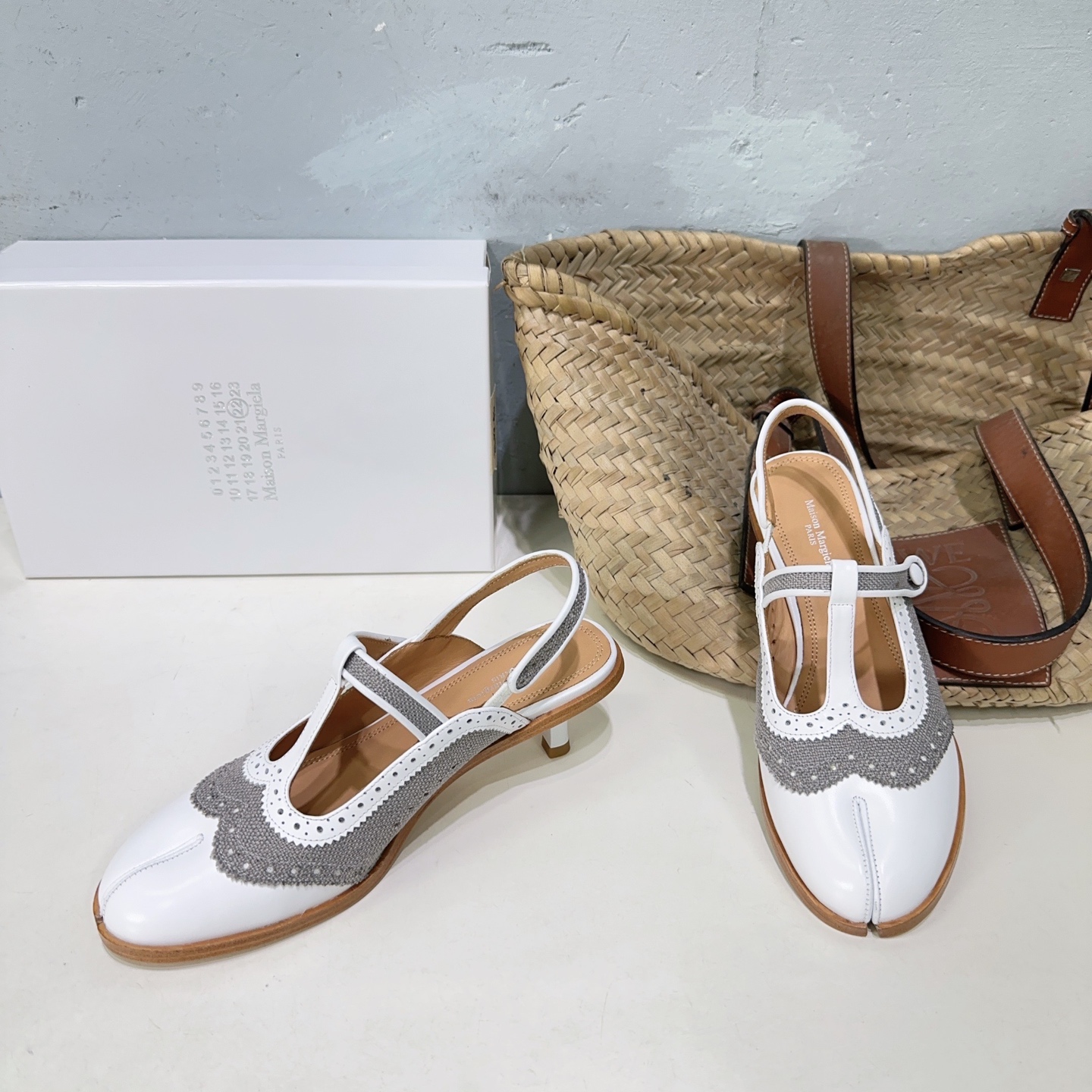 Maison Margiela Margilla Sandals: High Quality Sport Style Design in Perforated Leather - 图片 4
