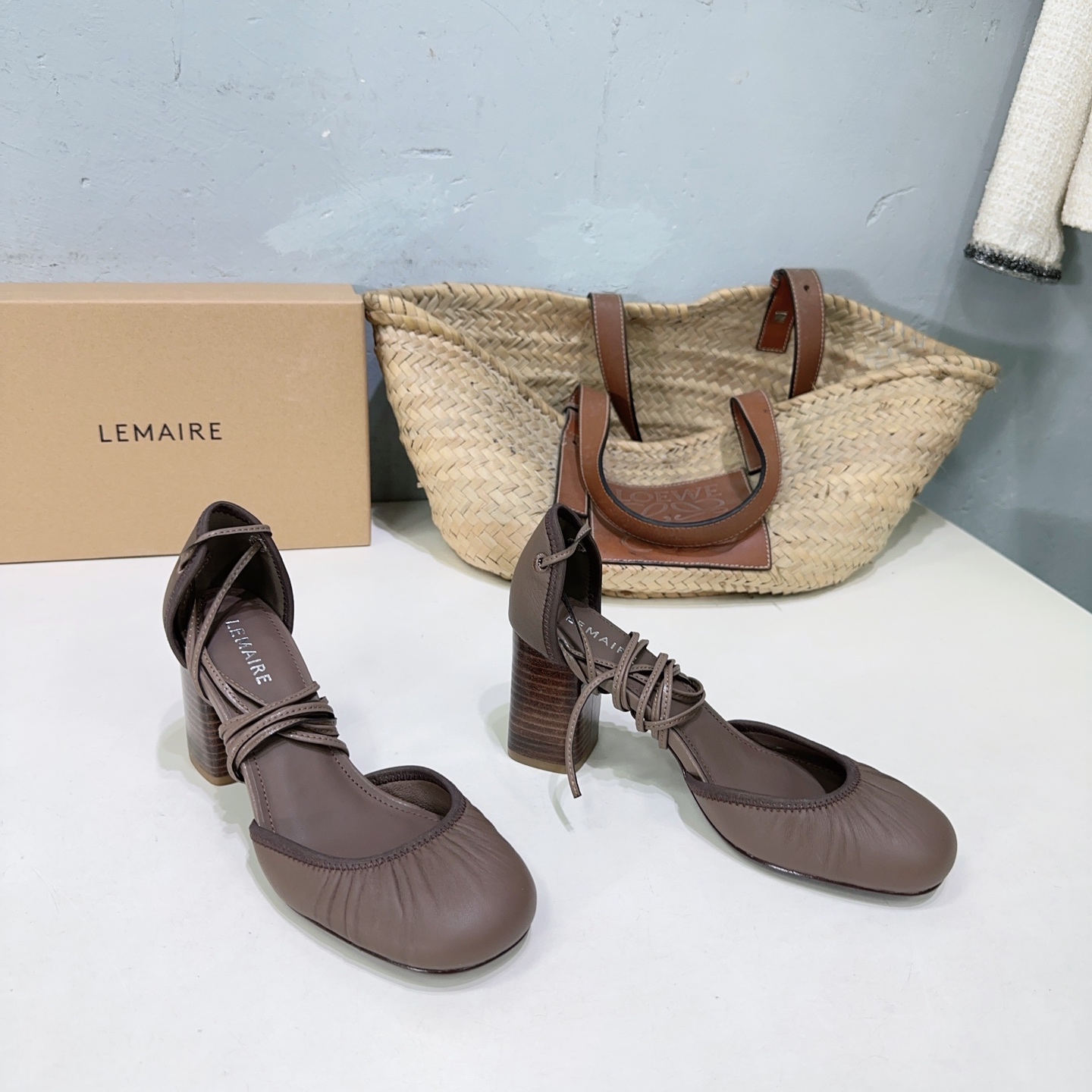 High-Quality LEMAIRE Mary Jane Ballet Shoes: Italian Import, Flat-Bedded, Heelless, 25 Seasons.