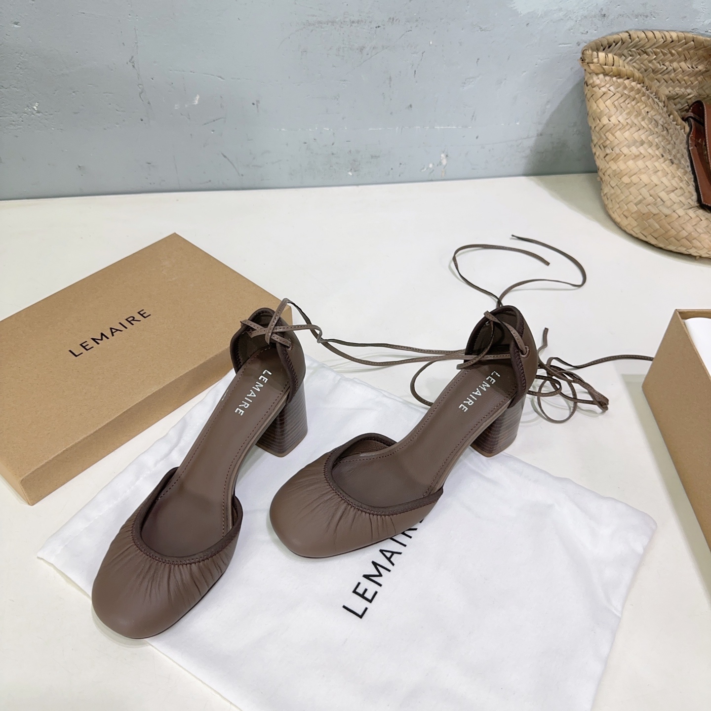 High-Quality LEMAIRE Mary Jane Ballet Shoes: Italian Import, Flat-Bedded, Heelless, 25 Seasons. - 图片 7