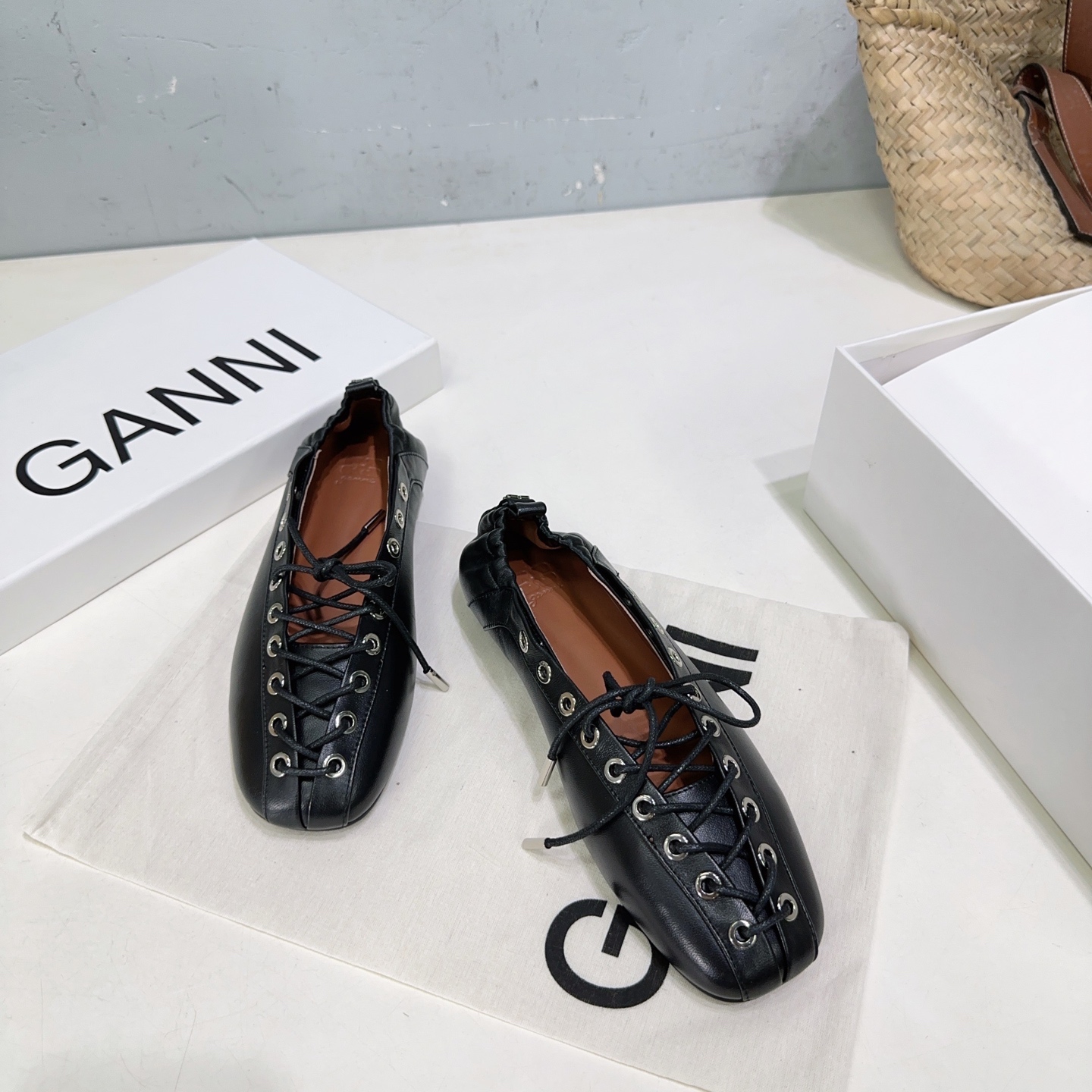 High Quality Factory-Made Shoes, Size 650, Unique Design, Profitable Product Line. - 图片 3