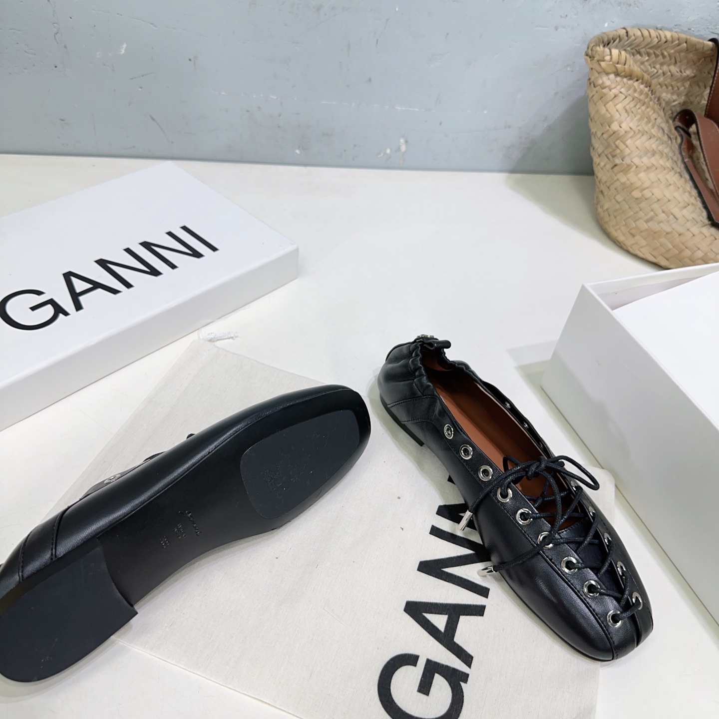 High Quality Factory-Made Shoes, Size 650, Unique Design, Profitable Product Line. - 图片 4