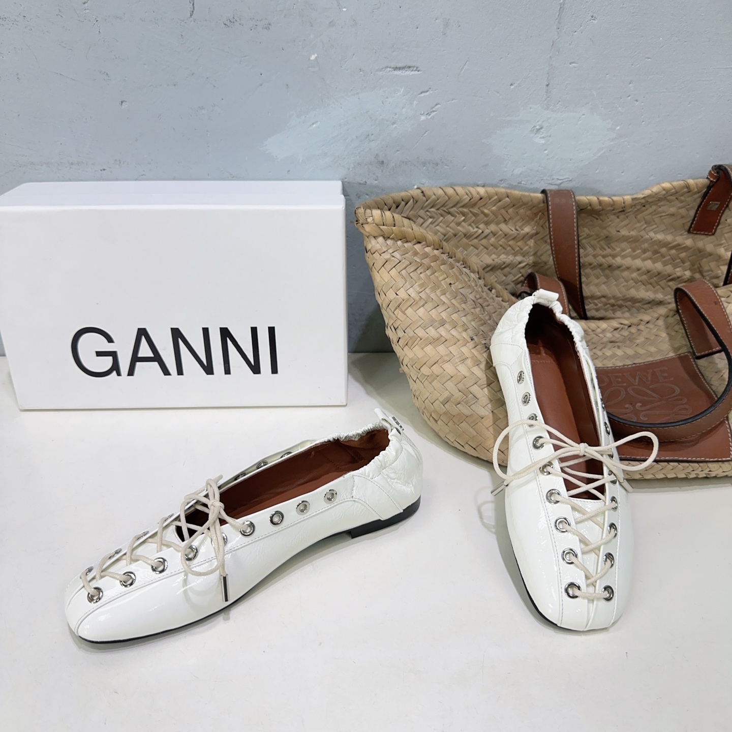 High Quality Factory-Made Sneakers: 650, Small Sizes, Rubber Soles, Various Codes. - 图片 7