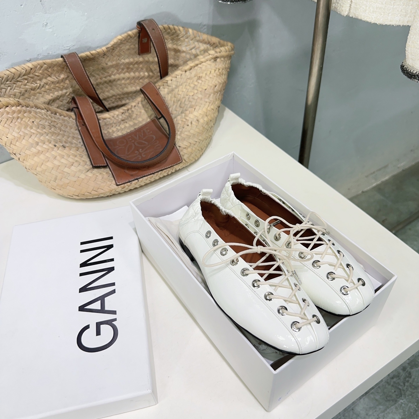 High Quality Factory-Made Sneakers: 650, Small Sizes, Rubber Soles, Various Codes. - 图片 5