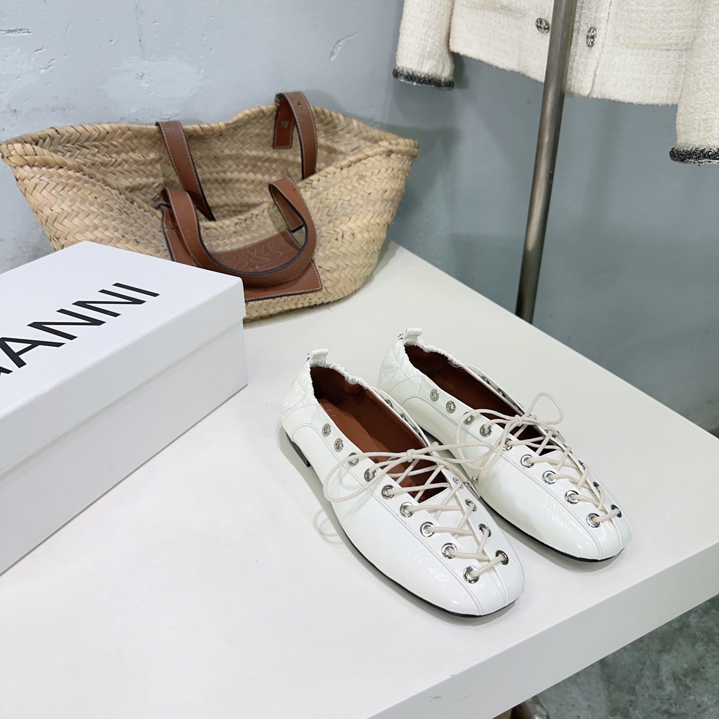 High Quality Factory-Made Sneakers: 650, Small Sizes, Rubber Soles, Various Codes. - 图片 6