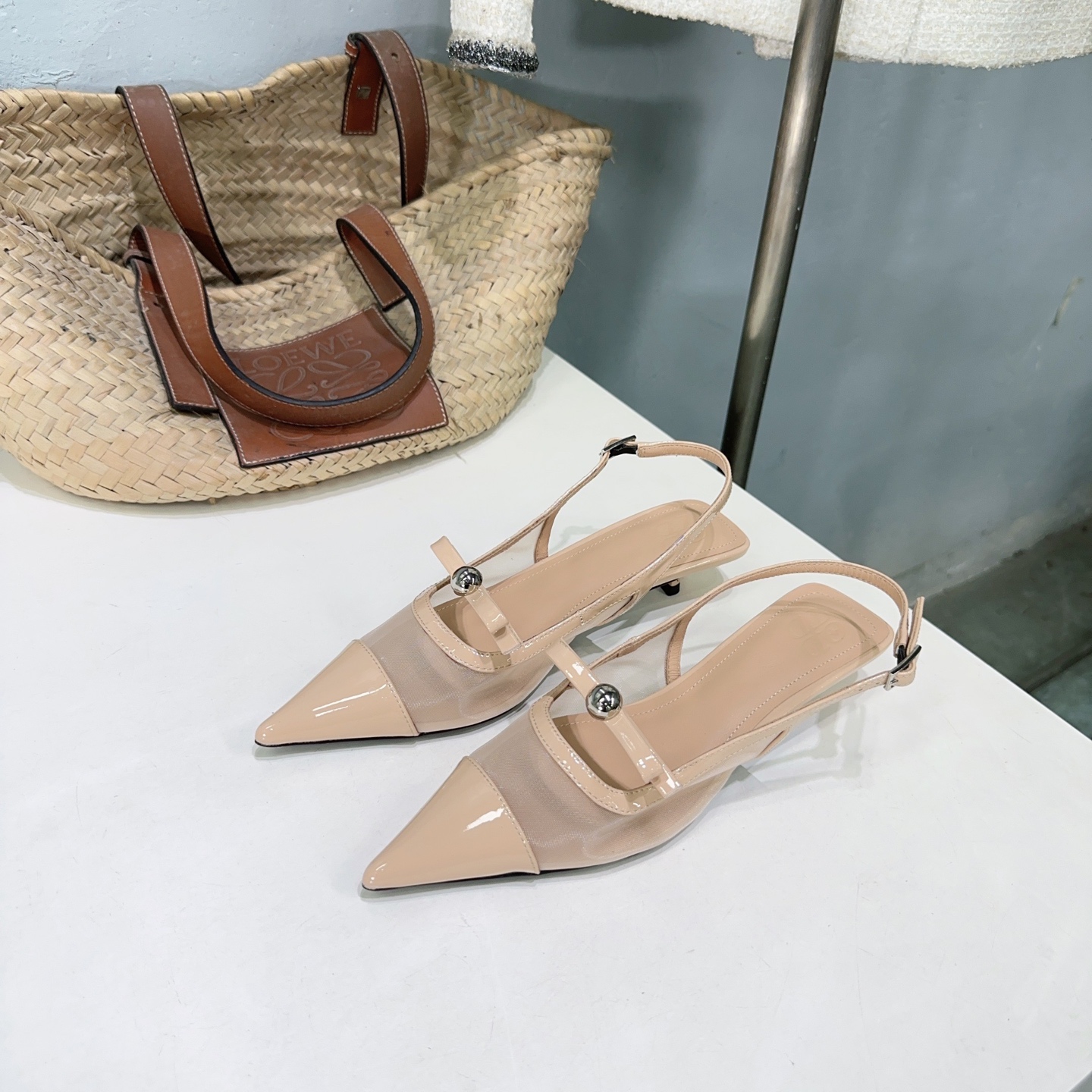 Glamorous High-Quality Sandal Sandals with Leg Stretching Effect – Oxen-Skin Detail, Various Sizes - 图片 8