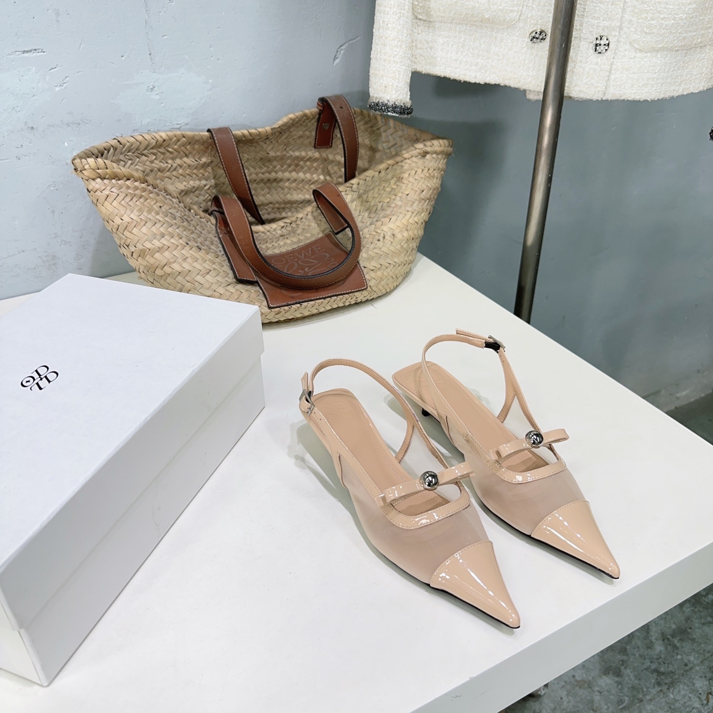 Glamorous High-Quality Sandal Sandals with Leg Stretching Effect – Oxen-Skin Detail, Various Sizes - 图片 6