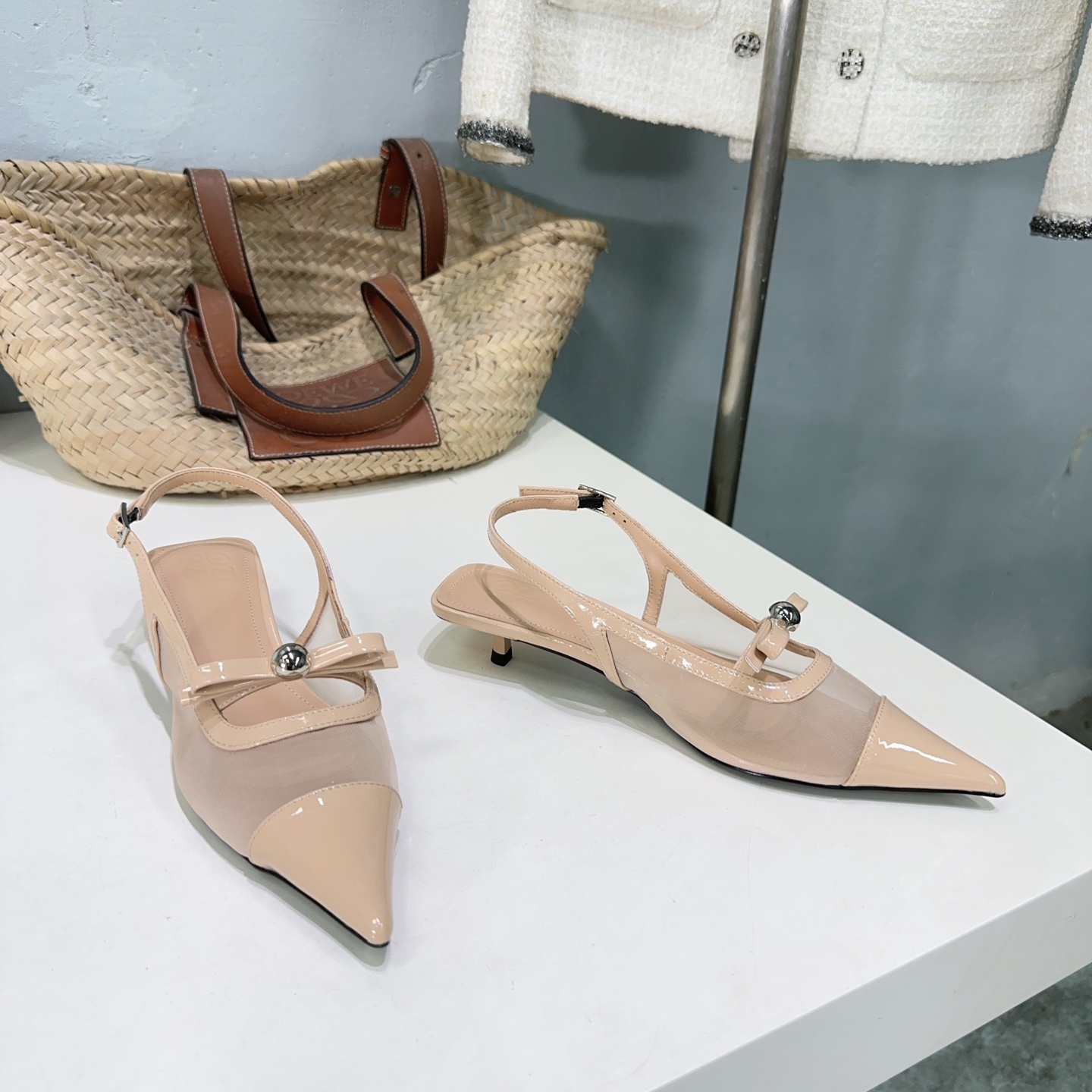 Glamorous High-Quality Sandal Sandals with Leg Stretching Effect – Oxen-Skin Detail, Various Sizes - 图片 9