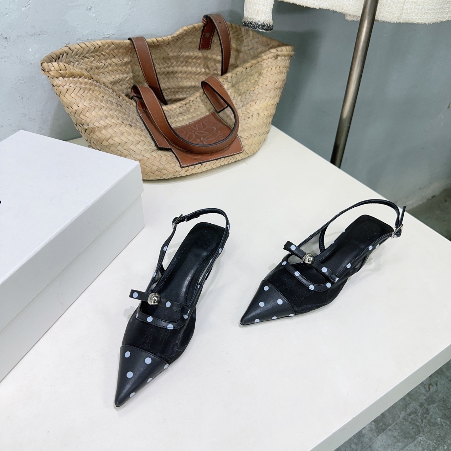Glamorous High-Quality Sandal Sandals with Leg Stretching Effect in 35-41 Sizes - 图片 4