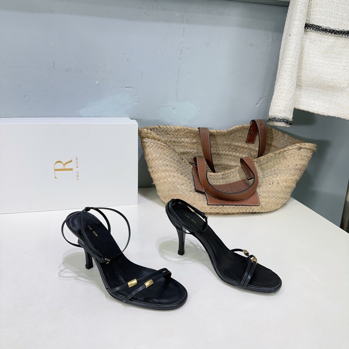 Italian Leather High and Low Toes Shoes: Stylish, Comfortable, High Quality Sizes 35-41 - 图片 1