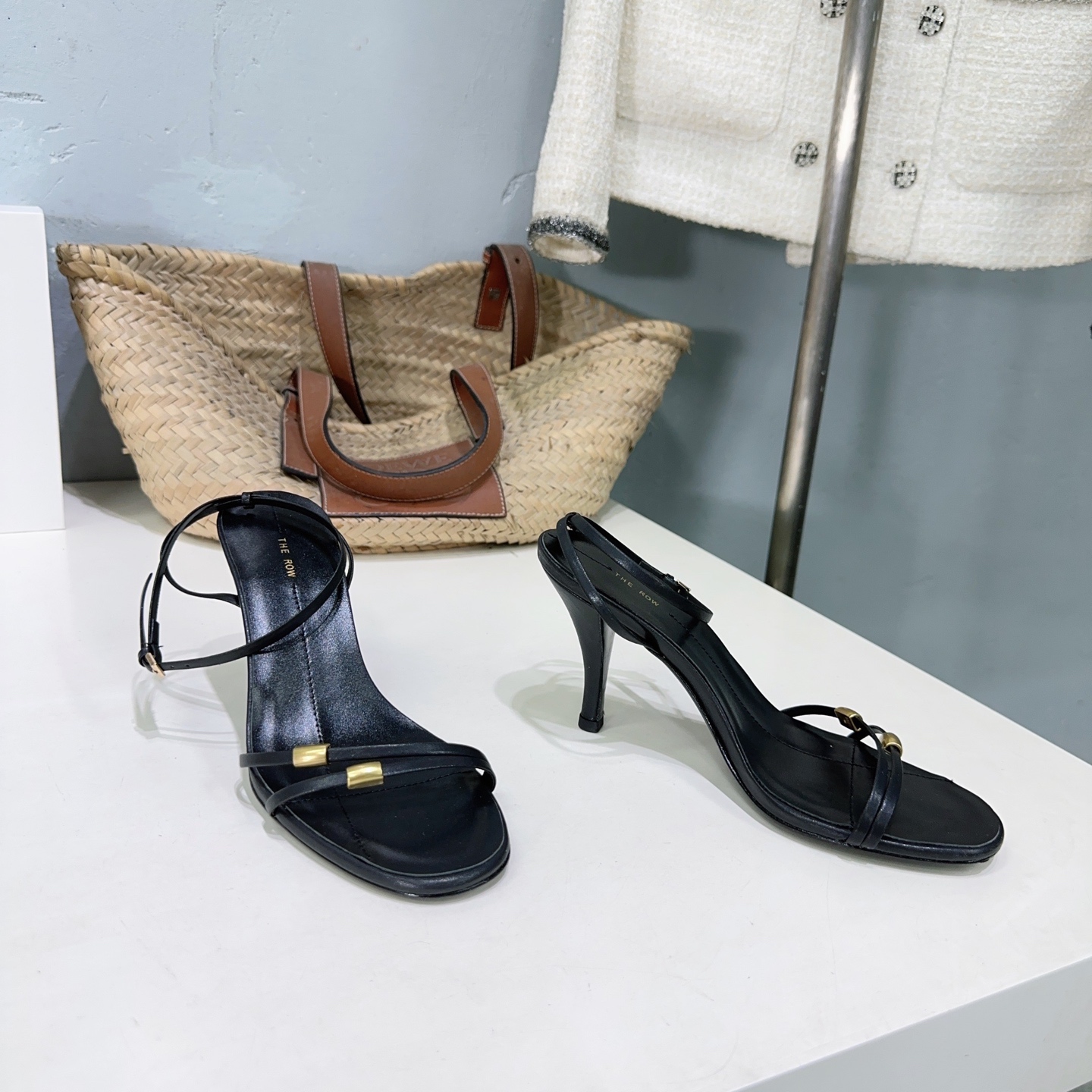 Italian Leather High and Low Toes Shoes: Stylish, Comfortable, High Quality Sizes 35-41 - 图片 3