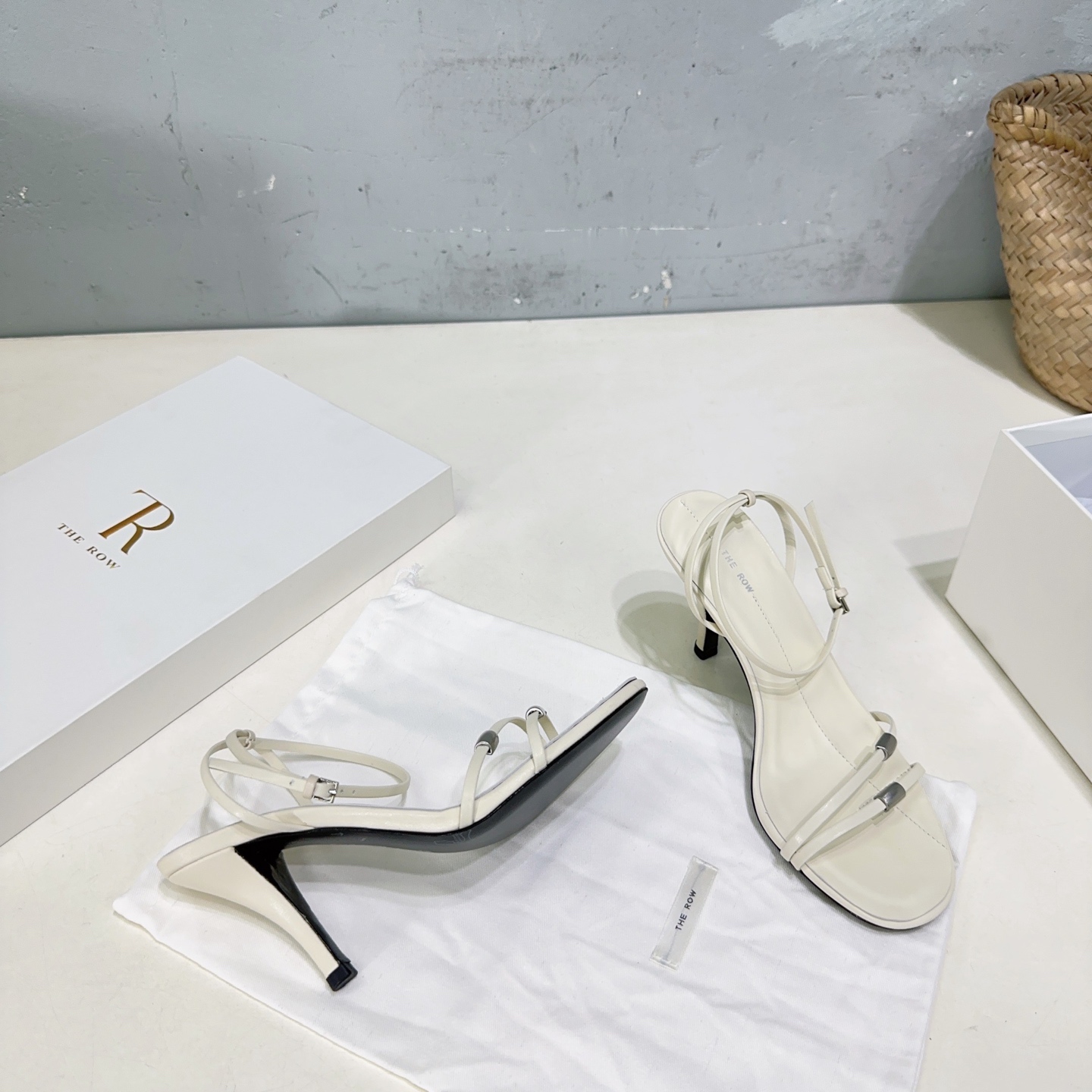 Italian Leather High and Low Toes Shoes: Stylish, Comfortable, High Quality Sizes 35-41 - 图片 8
