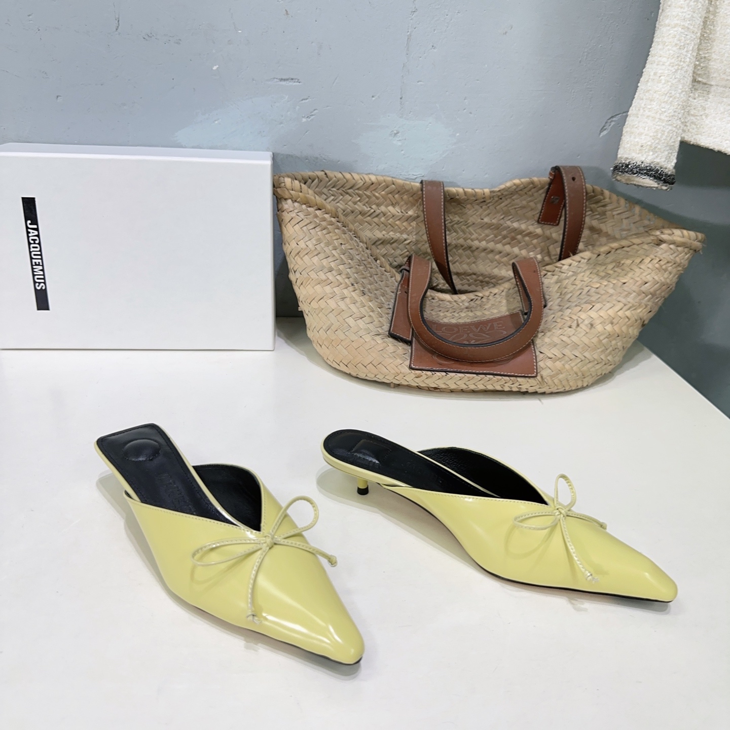 High-Quality Jacquesquemus Shoes: Elegant, Sexy, and Stylish Butterfly Knot Design
