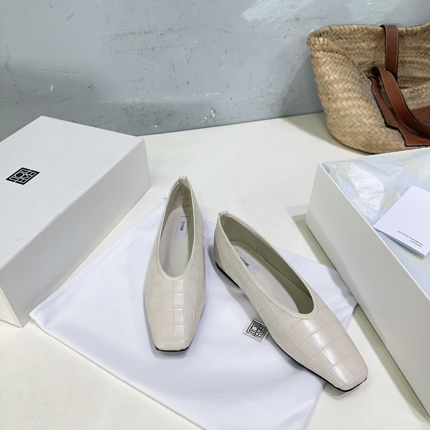 “High-Quality Toteme 25 Spring/Summer Mary Jane Grandma Shoes – Imported Italian Leather” - 图片 6