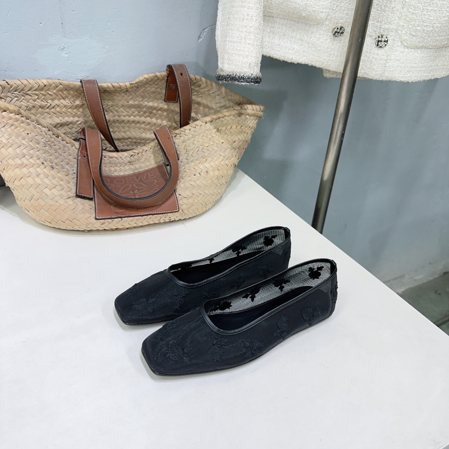 High-Quality Embroidered Floral Shoes by Magda Butrym for Spring/Summer Collection - 图片 2