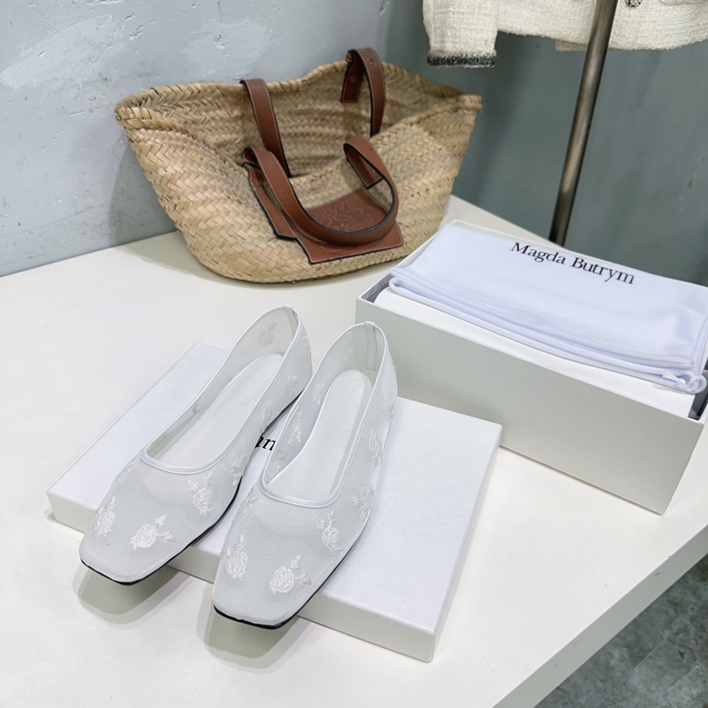 High-Quality Embroidered Shoes by Magda Butrym for Spring and Summer - 图片 3