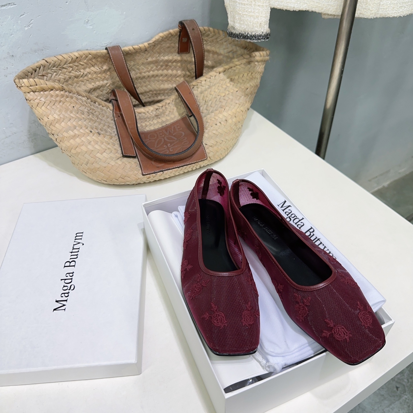 “High Quality Magda Butrym Embroidered Shoes for Spring and Summer” - 图片 5