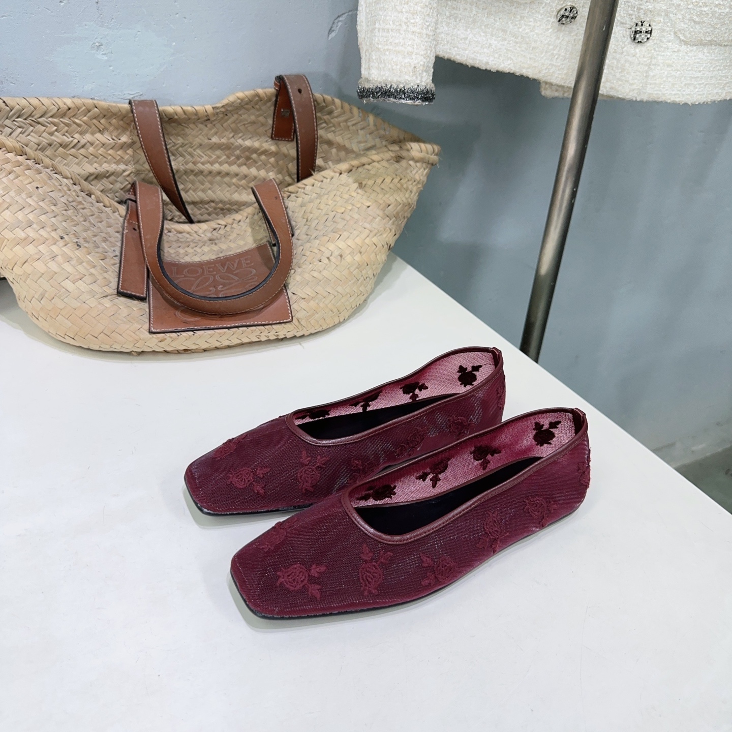 “High Quality Magda Butrym Embroidered Shoes for Spring and Summer” - 图片 2