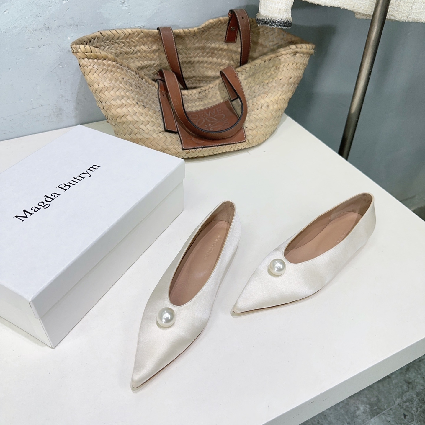 High Quality Magda Butrym Silky Ballet Shoes for Spring/Summer with Imported Leather - 图片 4