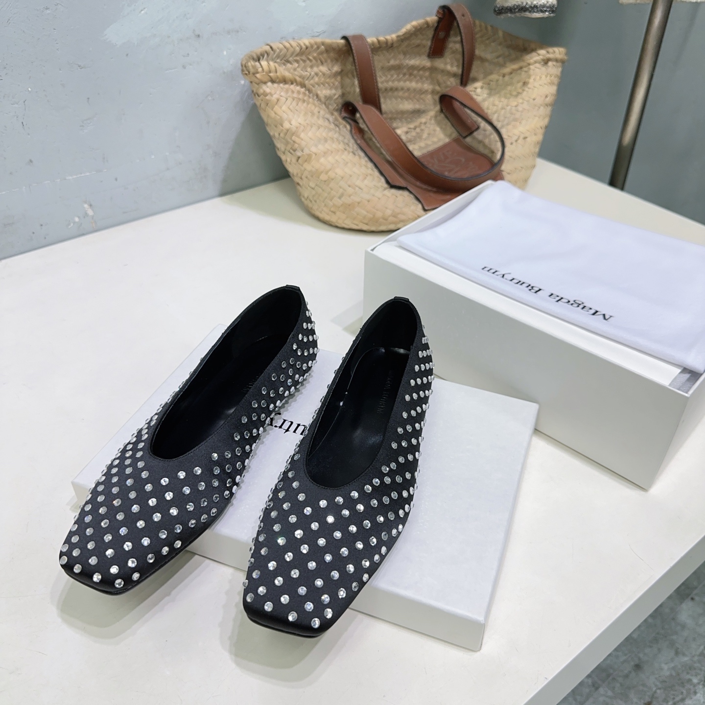 High Quality Italian Leather Shoes by Magda Butrym: Nordic Style, Simple Elegance - 图片 7