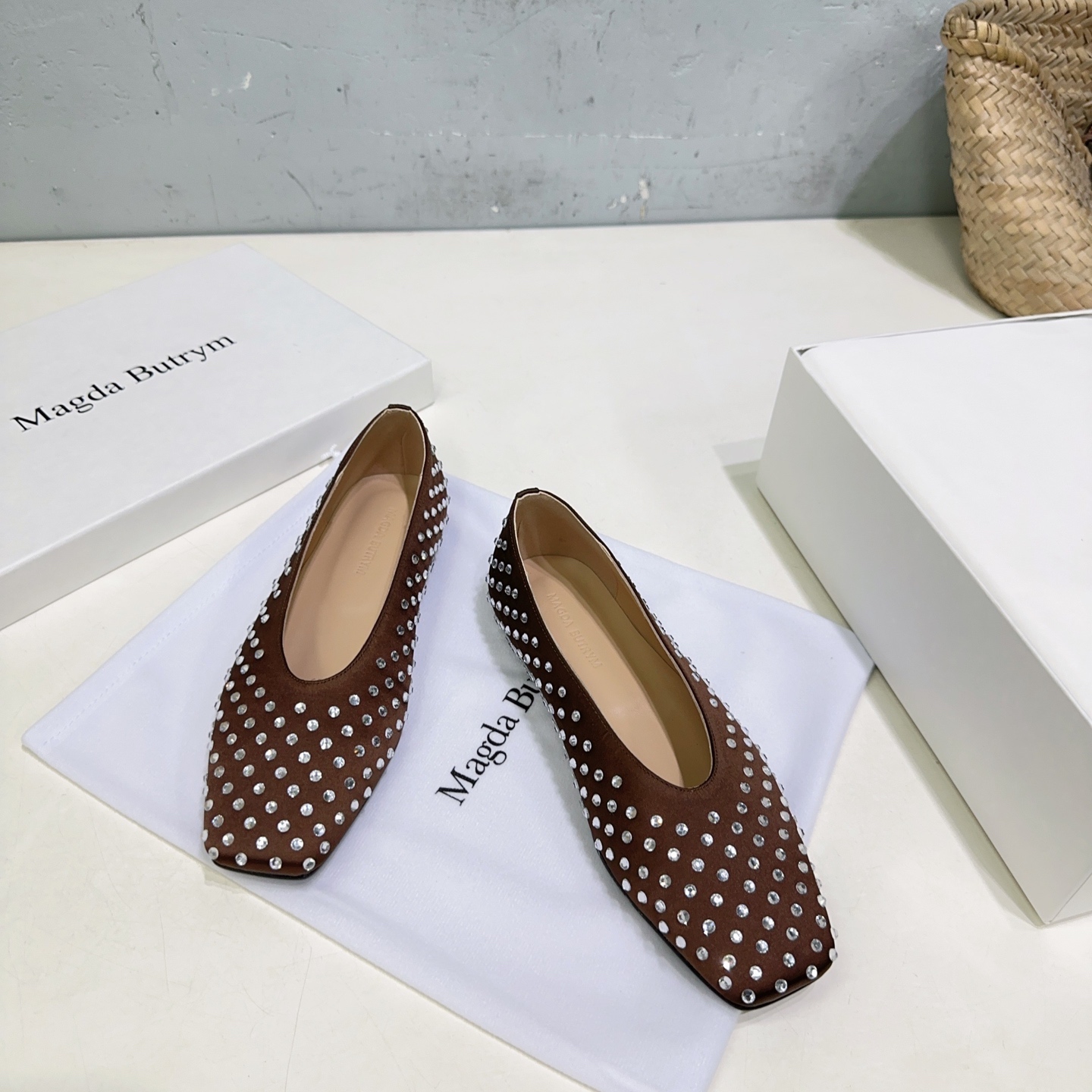 “High Quality Magda Butrym Flat Shoes: Nordic Style Translated Simply”
