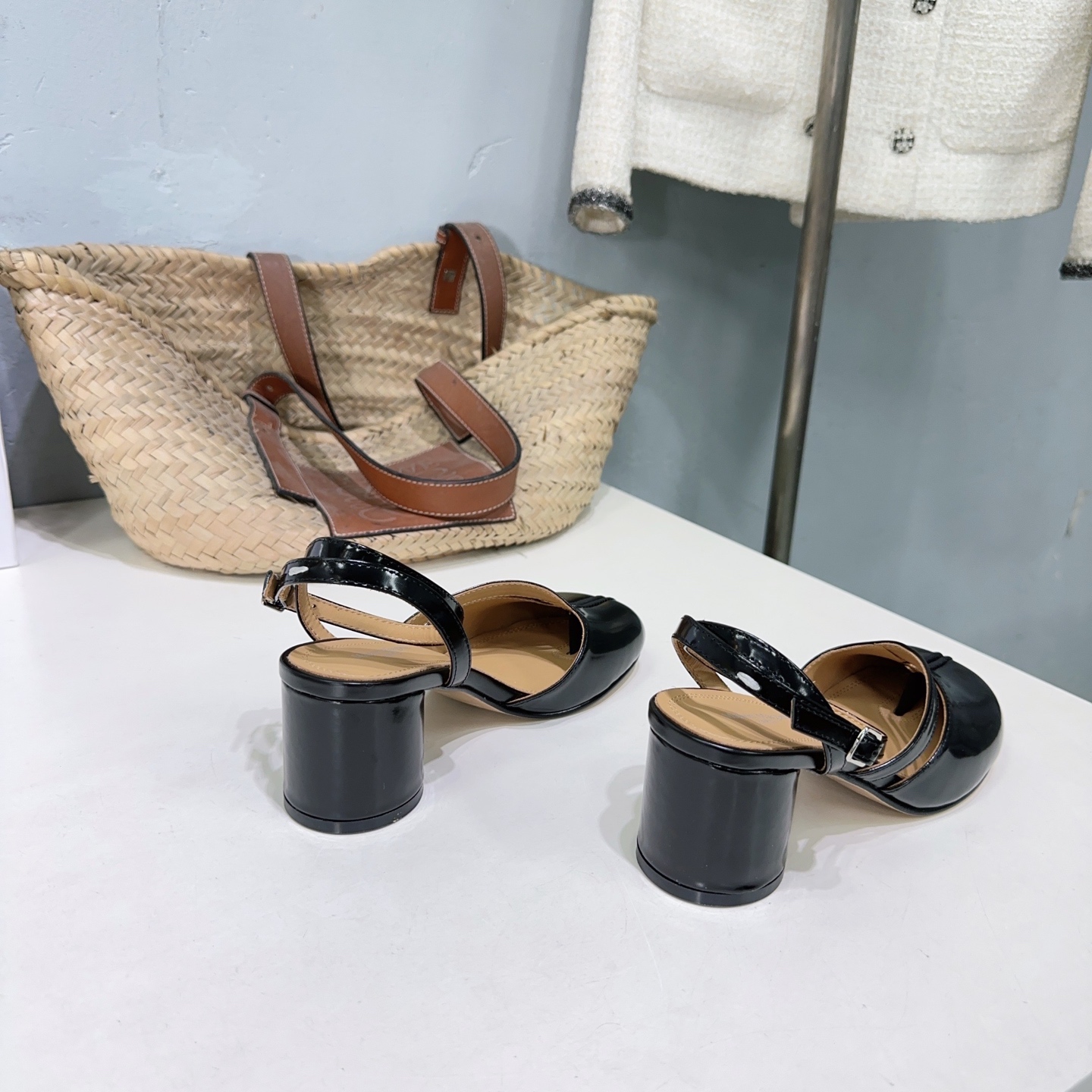 MM6 Crackers: High Quality Exit with Elegant Design and Italian Leather - 图片 5