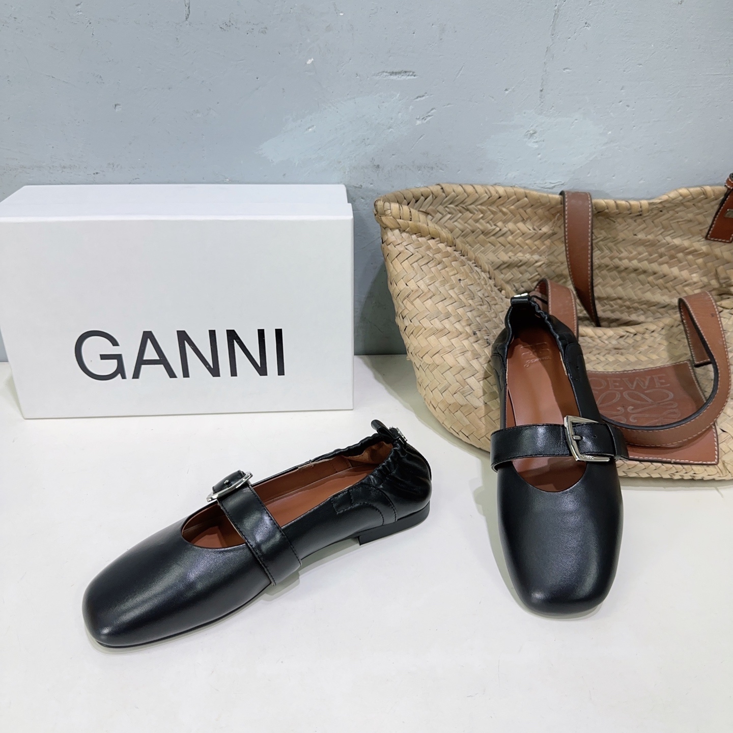 High Quality Factory-Made 650 Shoes, Queens Edition, Profitable Investment, Various Sizes Available. - 图片 2