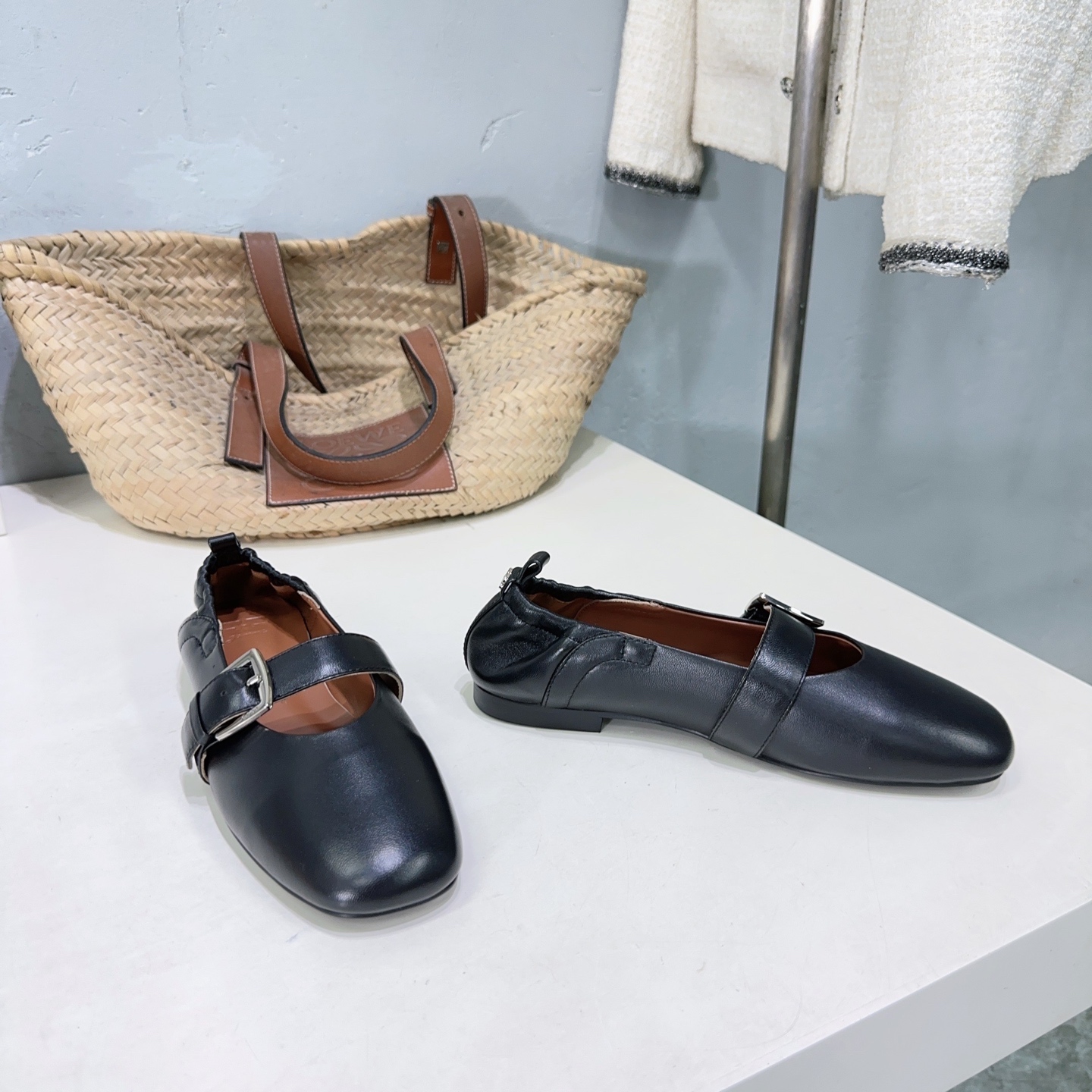 High Quality Factory-Made 650 Shoes, Queens Edition, Profitable Investment, Various Sizes Available. - 图片 4