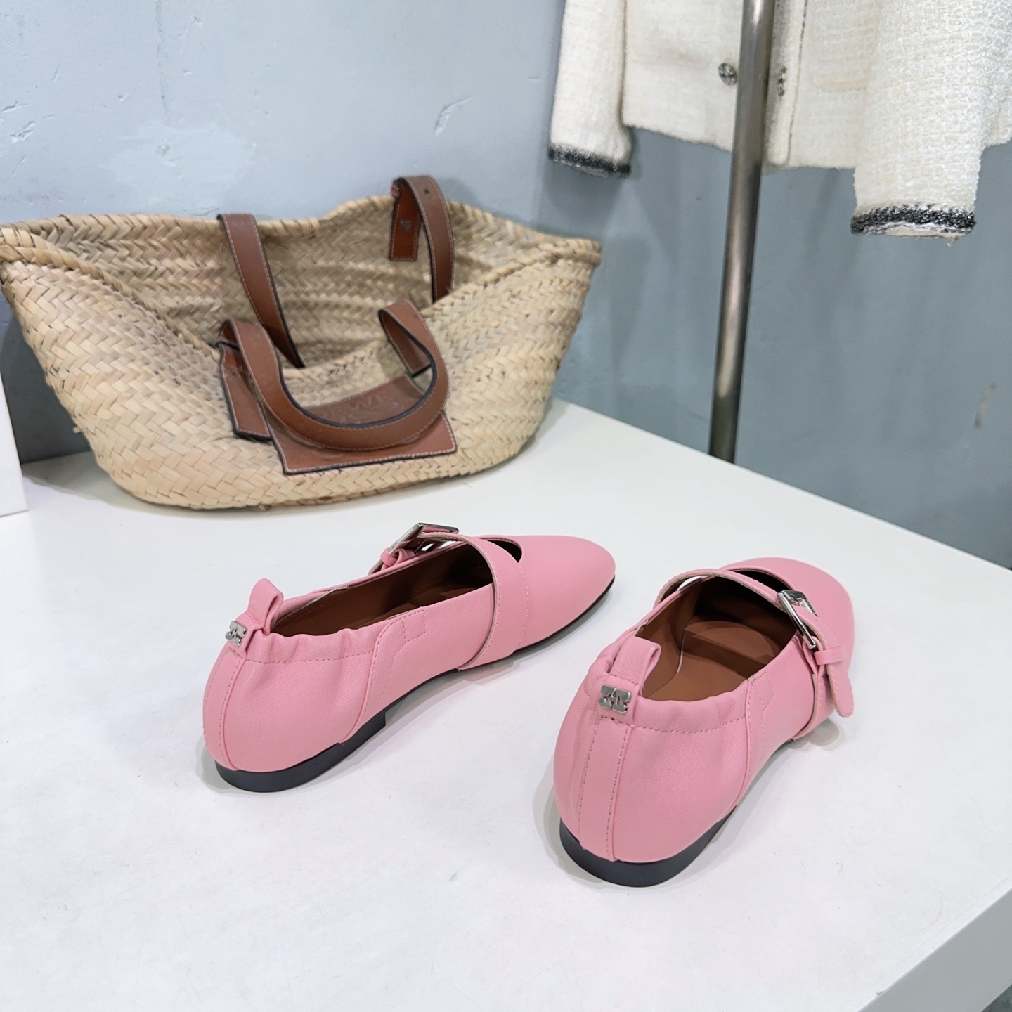 High Quality Factory-Made Shoes, Size 650, Queens Collection, Skins Inside, Rubber Soles. - 图片 8