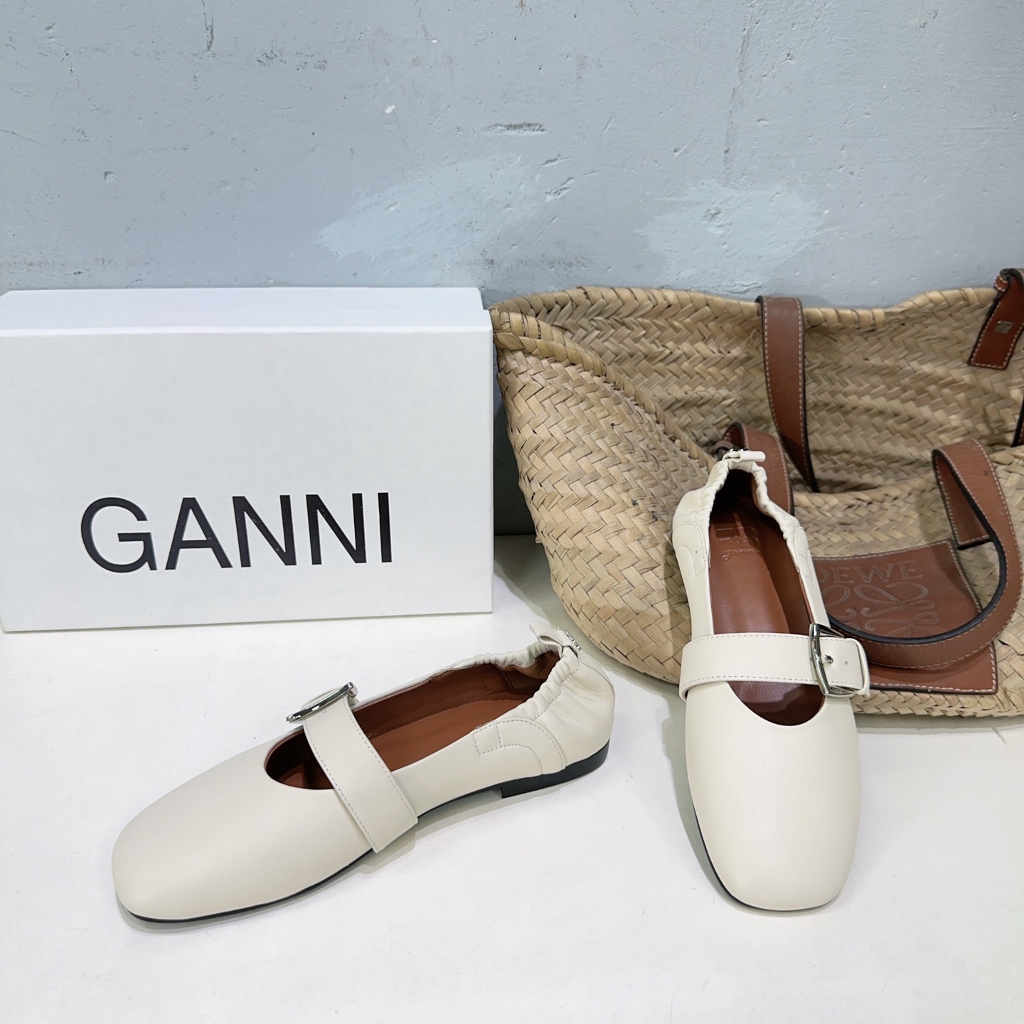 High Quality 650 Queen Sneakers: Profitable Investment with Premium Materials - 图片 5