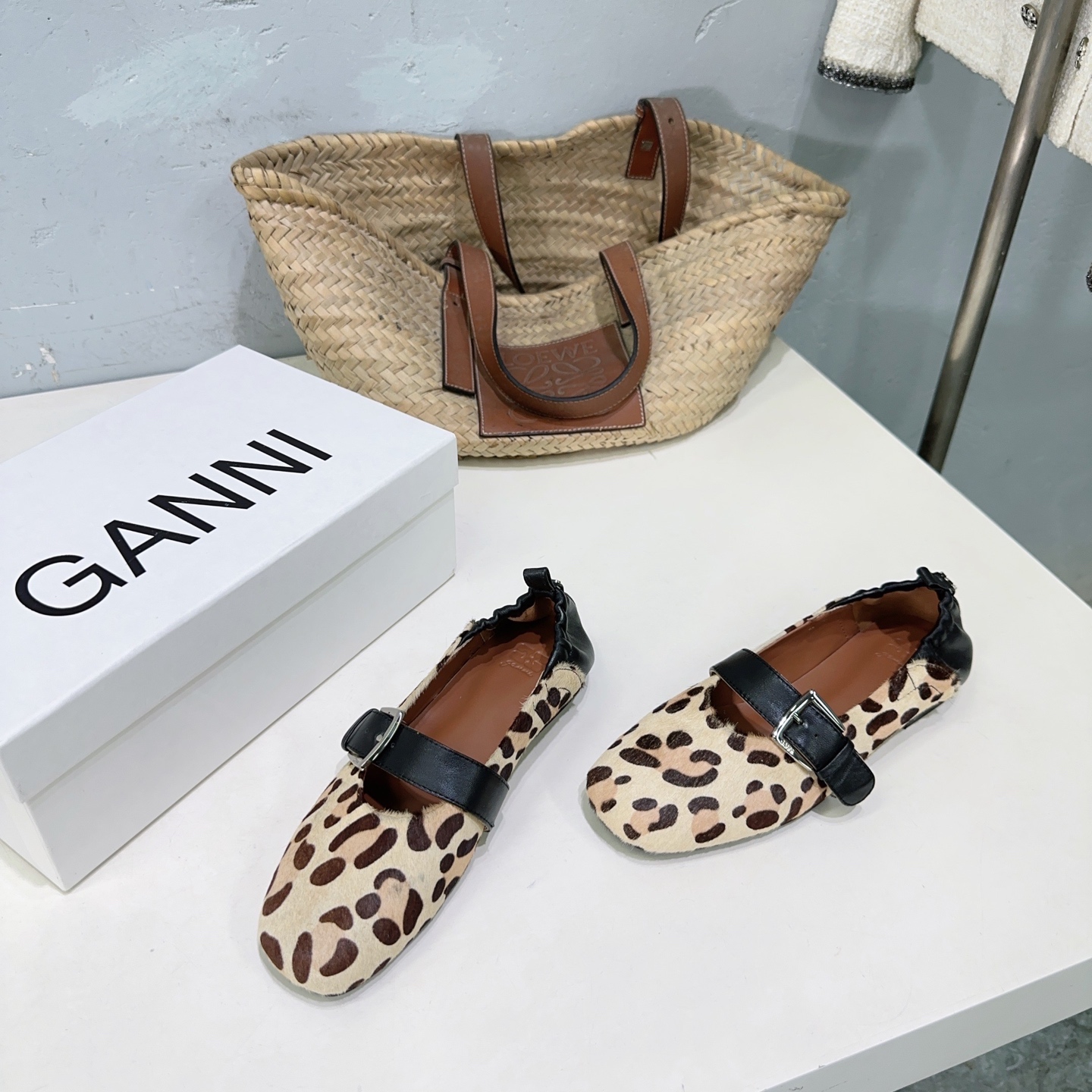 High Quality Factory Shoes: Queens Collection, Durable Soles, Various Sizes Available. - 图片 5