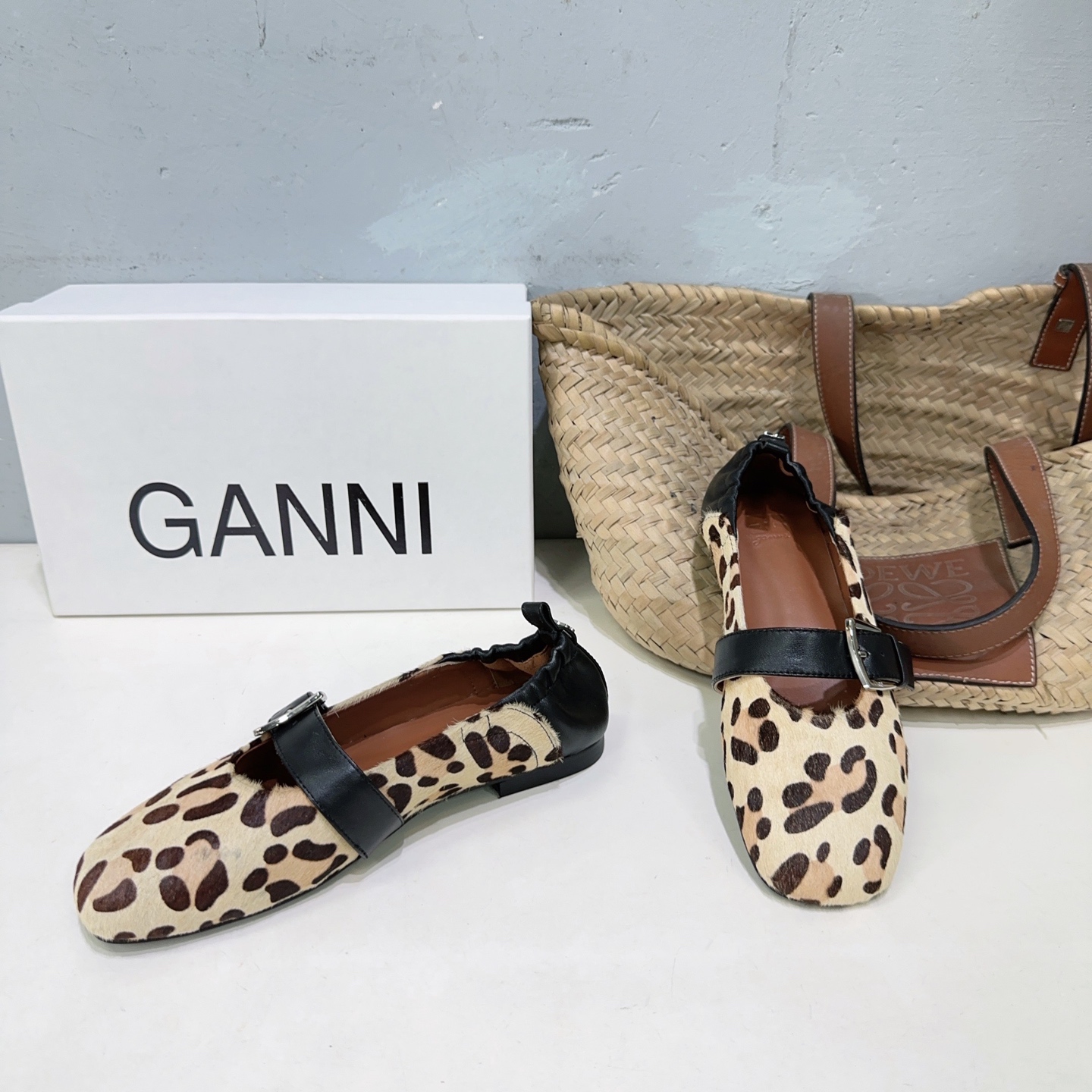 High Quality Factory Shoes: Queens Collection, Durable Soles, Various Sizes Available. - 图片 1