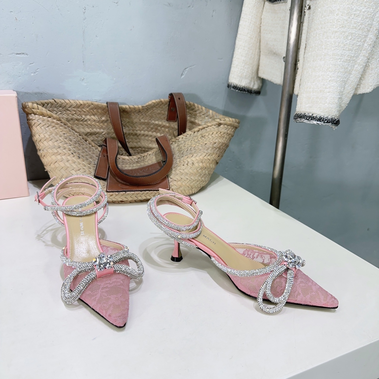 High Quality Crystal High Heels with Elegant Style and Imported Materials - 图片 4