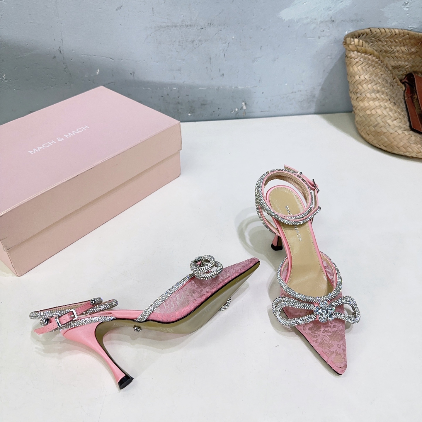 High-Quality Mach 25FW Crystal High Heels with Elegant Style - 图片 9