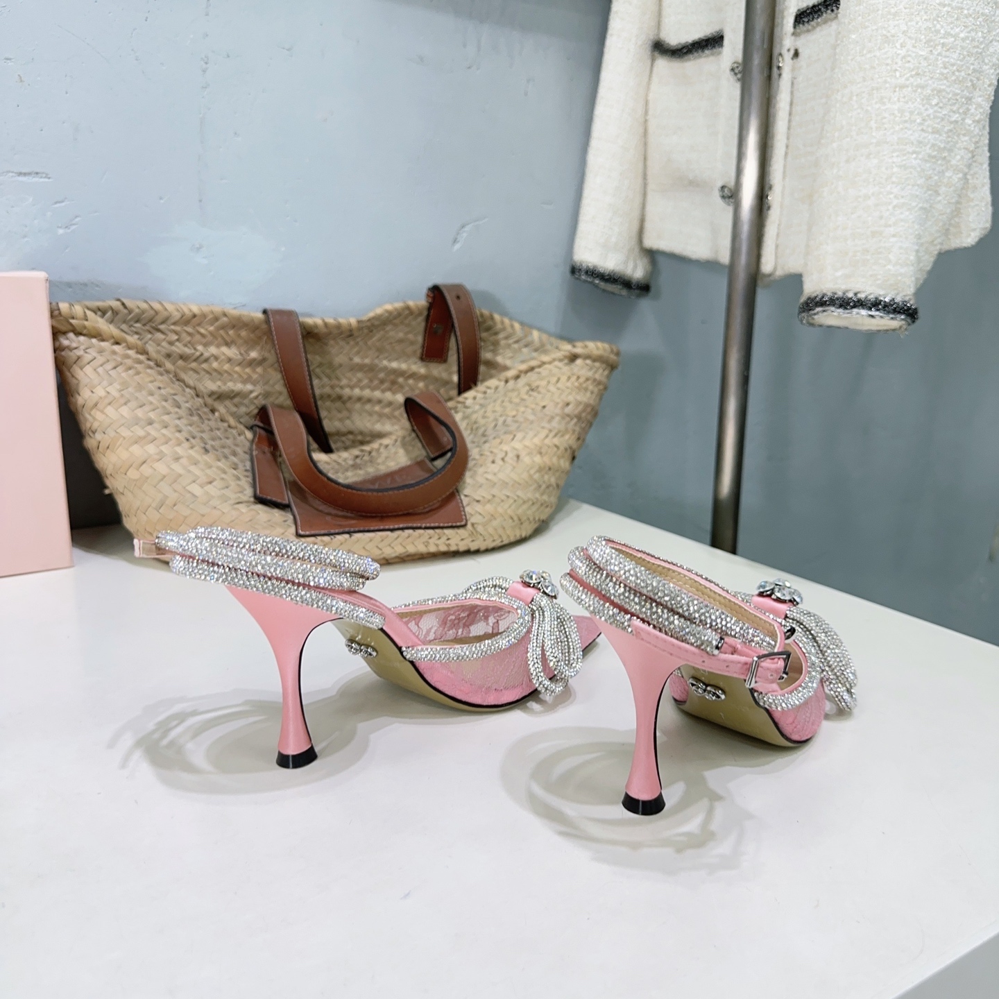 High-Quality Mach 25FW Crystal High Heels with Elegant Style - 图片 4