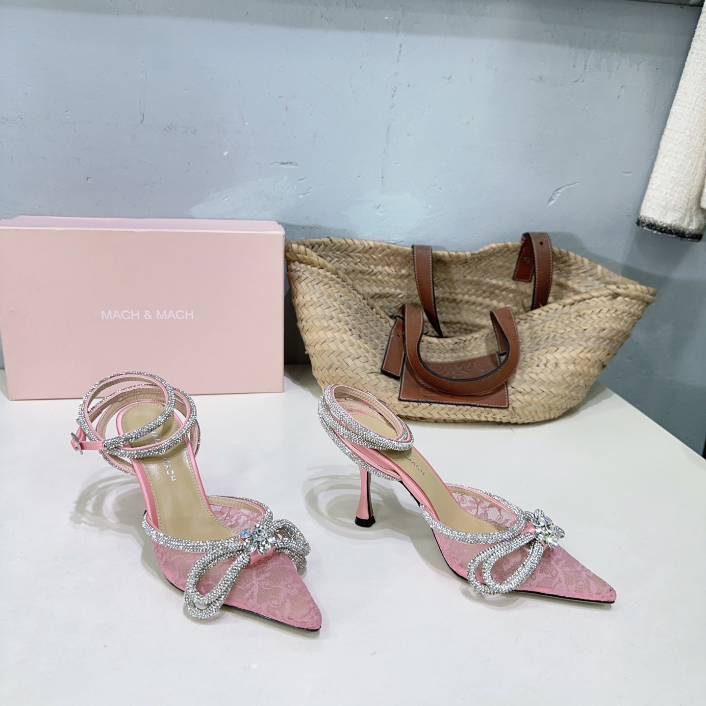 High-Quality Mach 25FW Crystal High Heels with Elegant Style