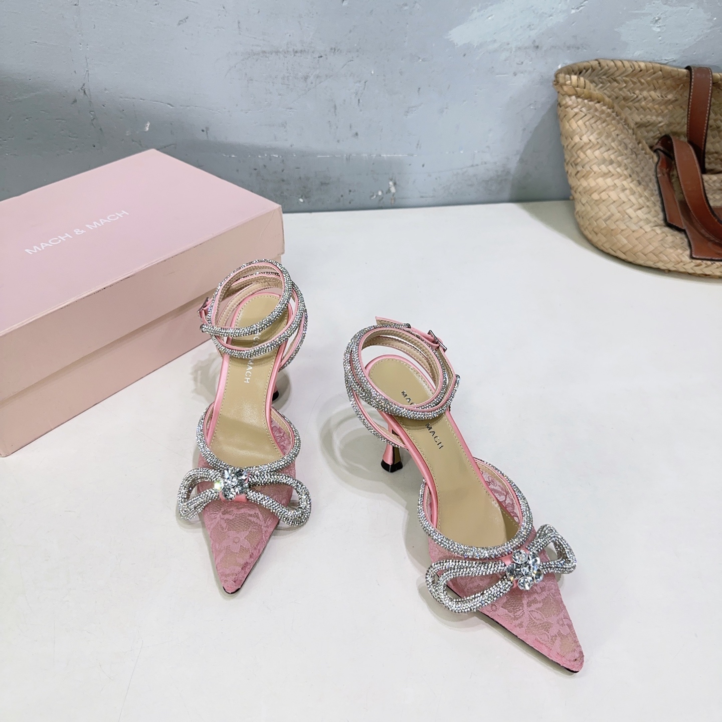 High-Quality Mach 25FW Crystal High Heels with Elegant Style - 图片 8