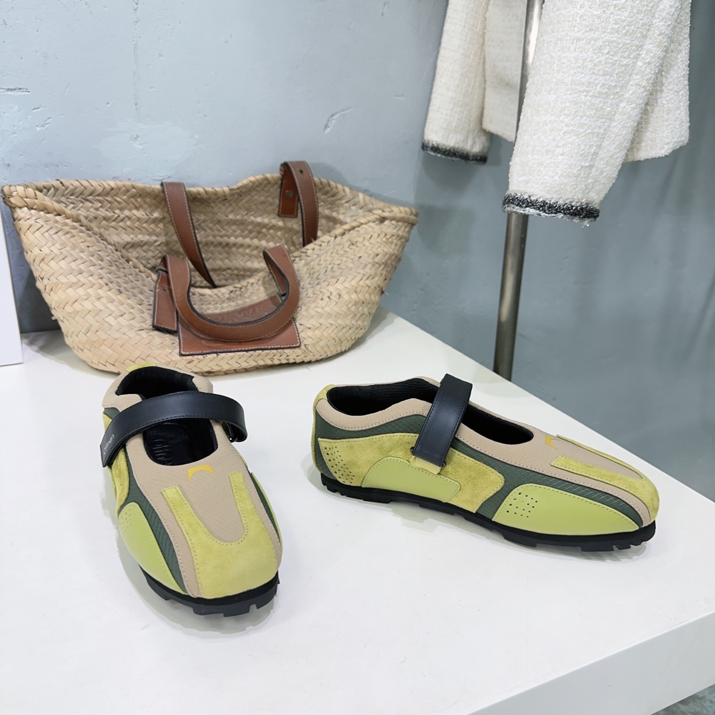 “High-Quality Mary Jane’s Sports Shoes: New Magic Tricks in Ballet Style” - 图片 3