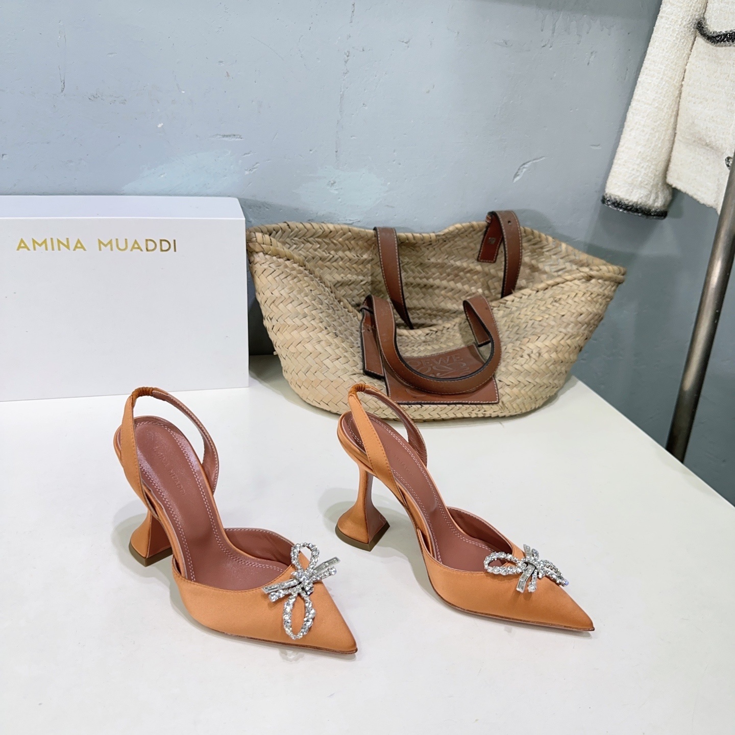 High Quality Amina Muaddi Heel Shoes with Unique Design and Imported Materials - 图片 6