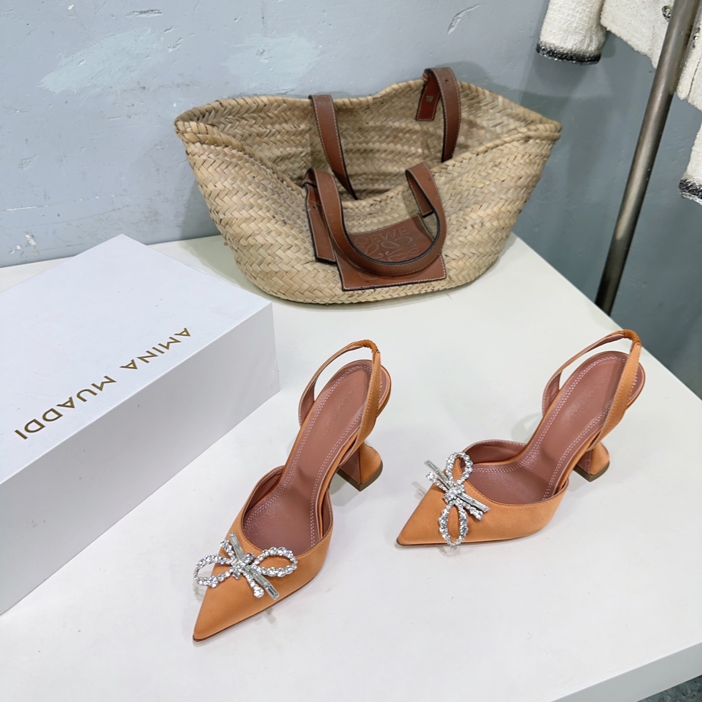 High Quality Amina Muaddi Heel Shoes with Unique Design and Imported Materials - 图片 5