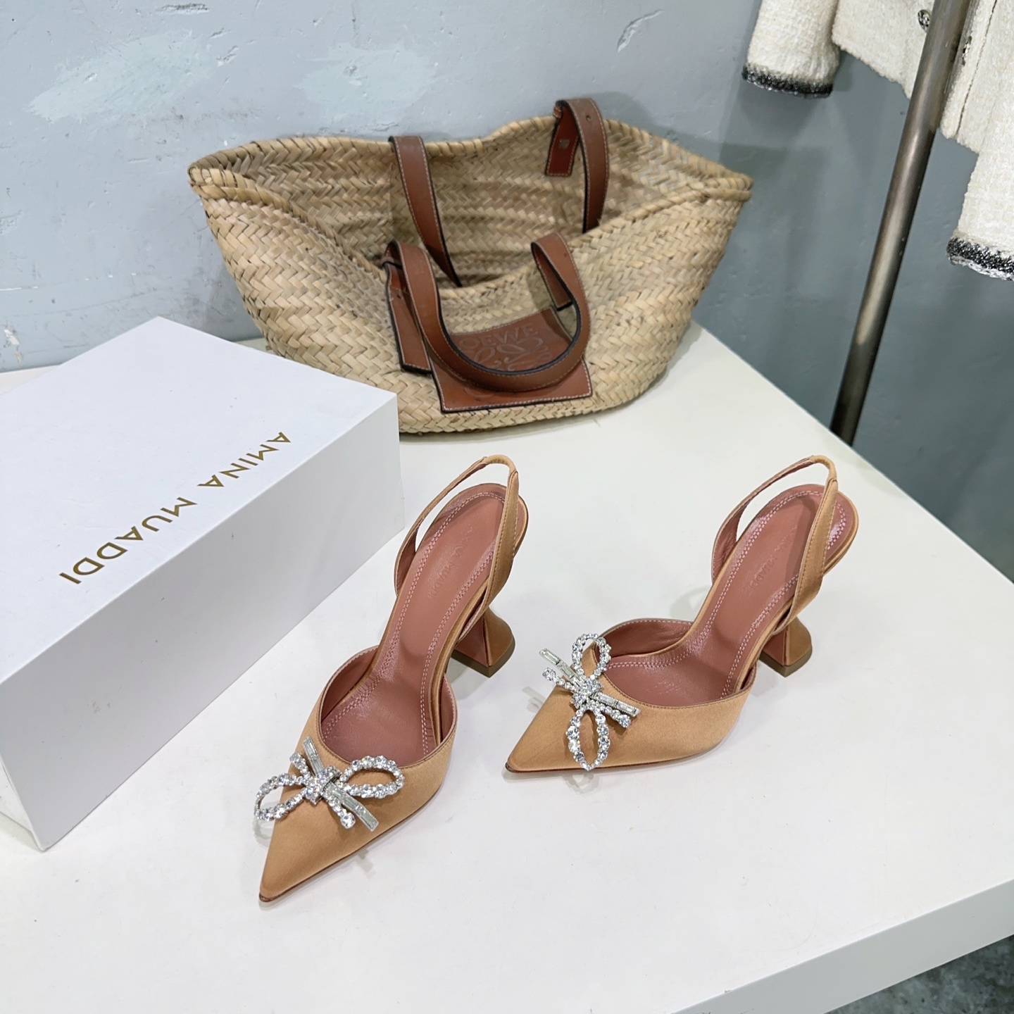 High Quality Amina Muaddi Heel Shoes: Spring New, Imported Leather, Unique Design - 图片 6