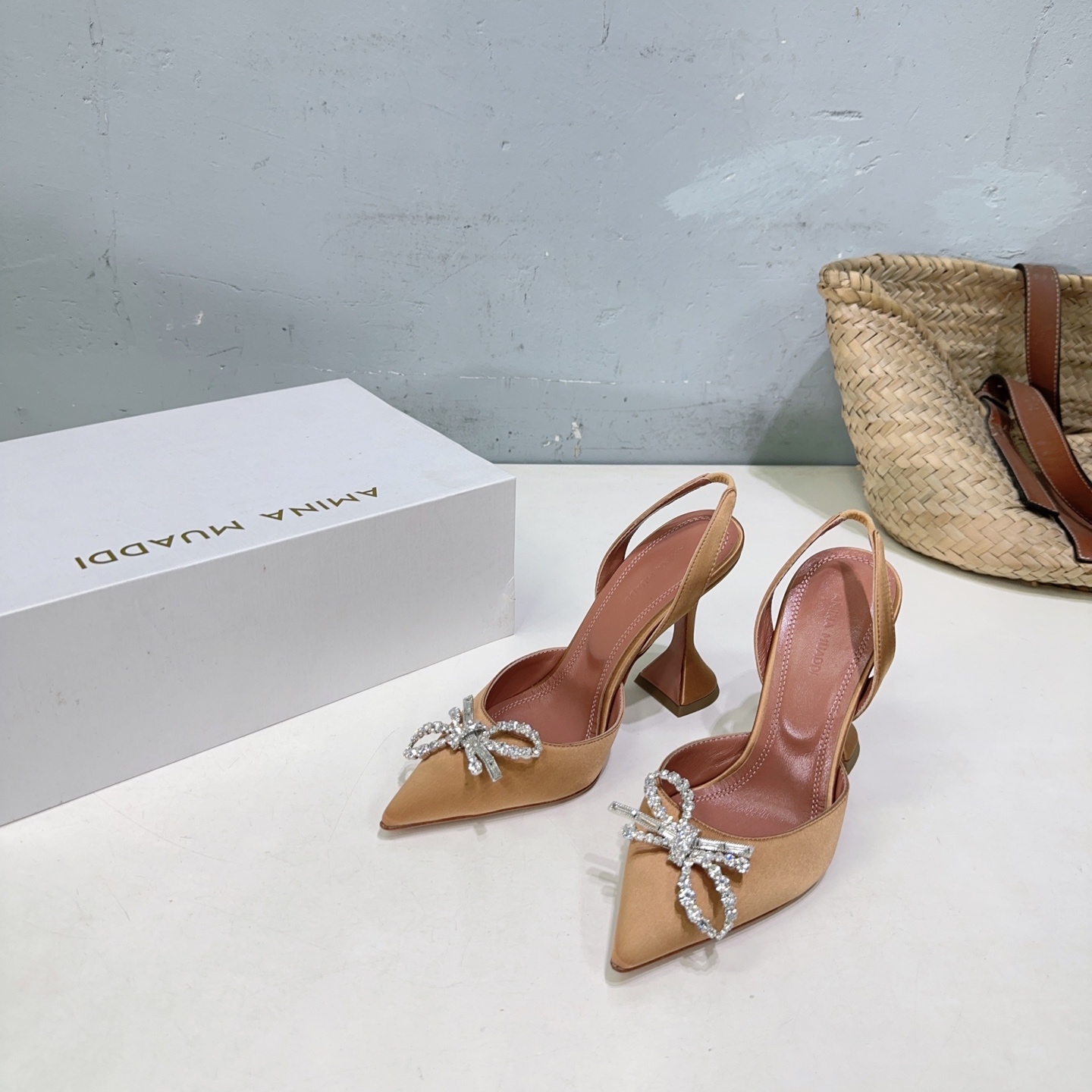 High Quality Amina Muaddi Heel Shoes: Spring New, Imported Leather, Unique Design