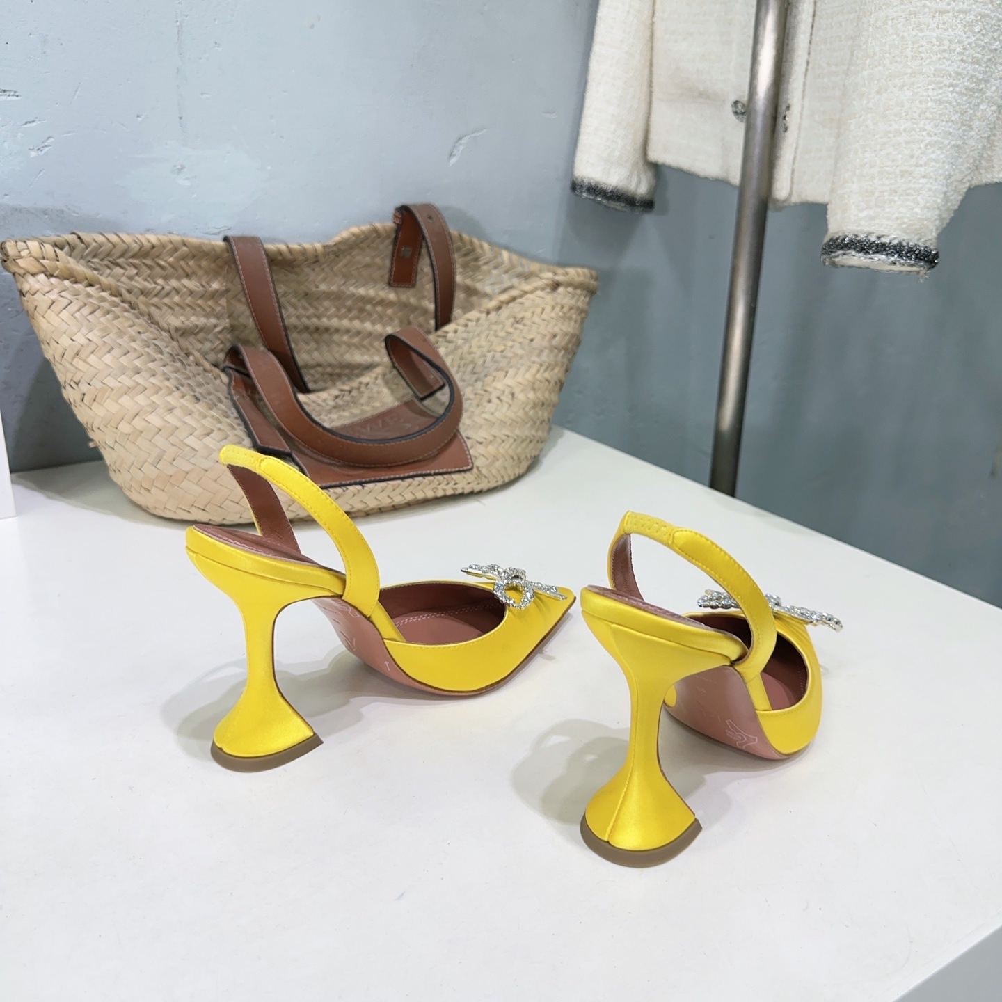 High Quality Amina Muaddi Heel Shoes: Spring New, Imported Leather, Unique Design - 图片 9