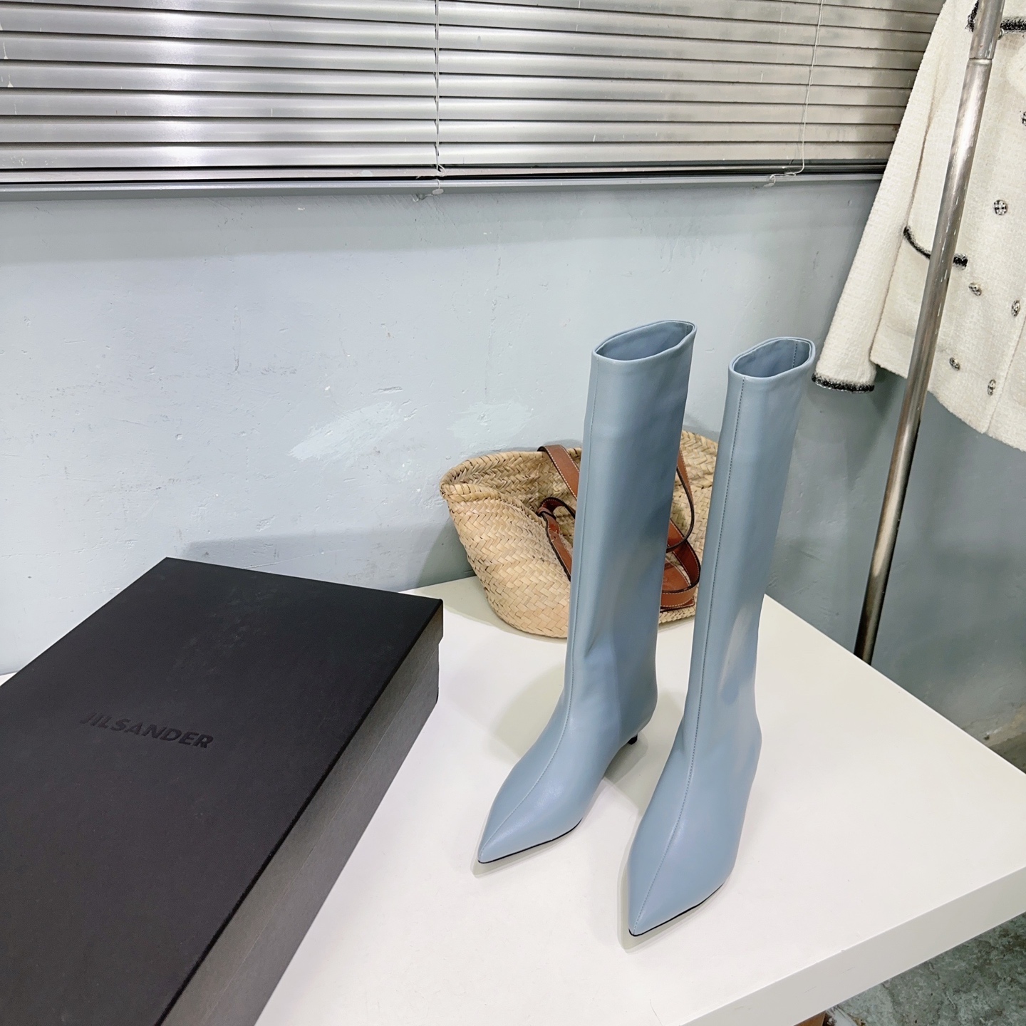 Italian Imported Short Vintage Boots: High Quality, Stylish, and Cozy – Sizes 35-41 - 图片 4
