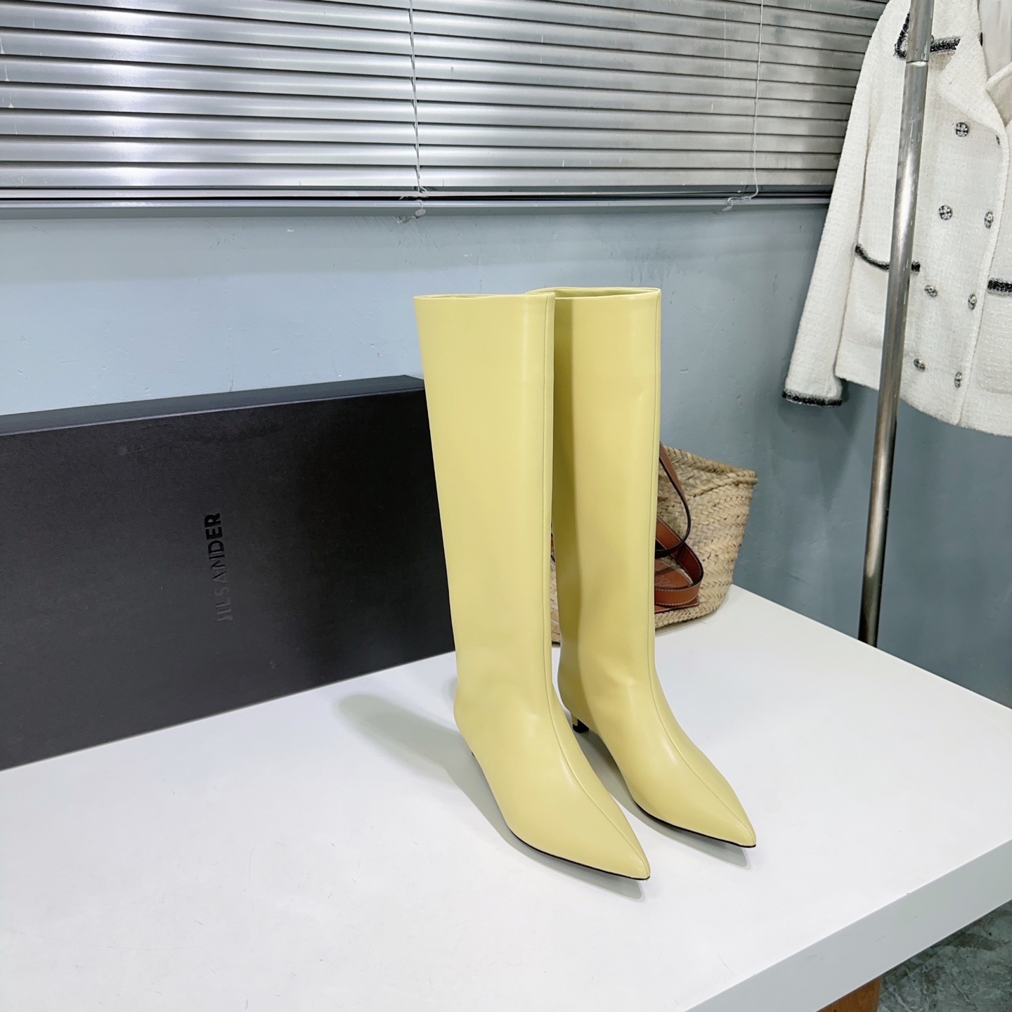 Italian Imported Vintage Skinny Boots: High Quality Short Cozy Style. - 图片 4