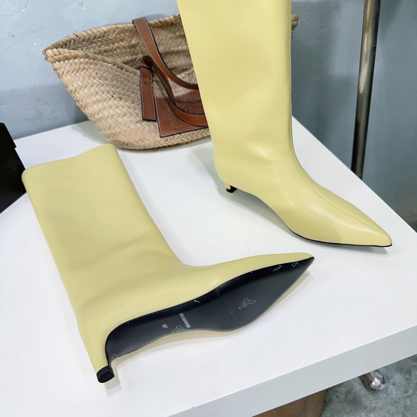 Italian Imported Vintage Skinny Boots: High Quality Short Cozy Style. - 图片 9