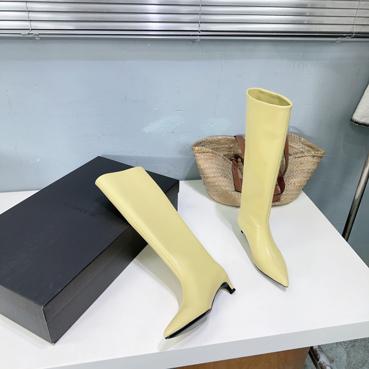 Italian Imported Vintage Skinny Boots: High Quality Short Cozy Style. - 图片 8