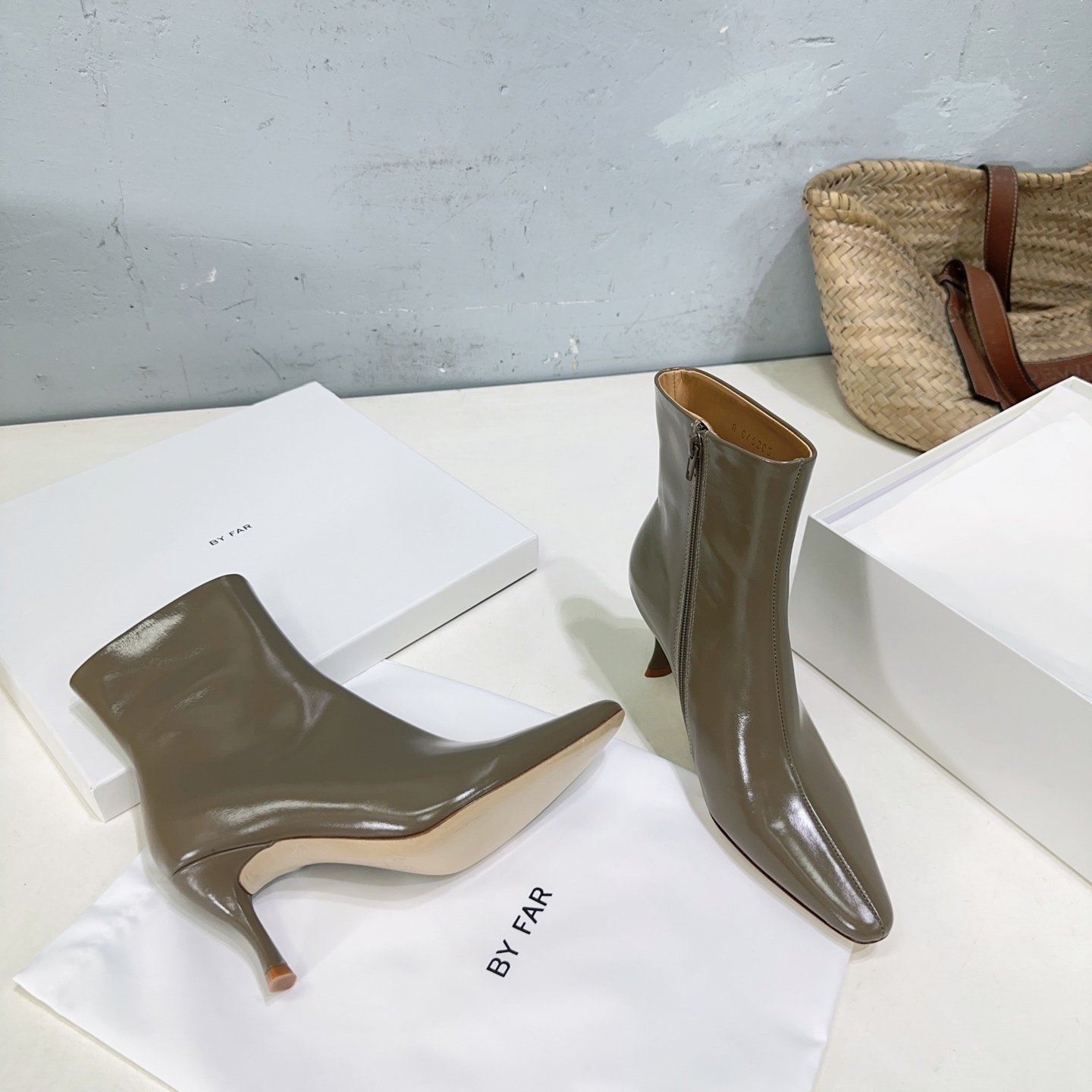 Classic High Zipper Boots: Quality European Design for Comfortable Style – Size 35-40 - 图片 7
