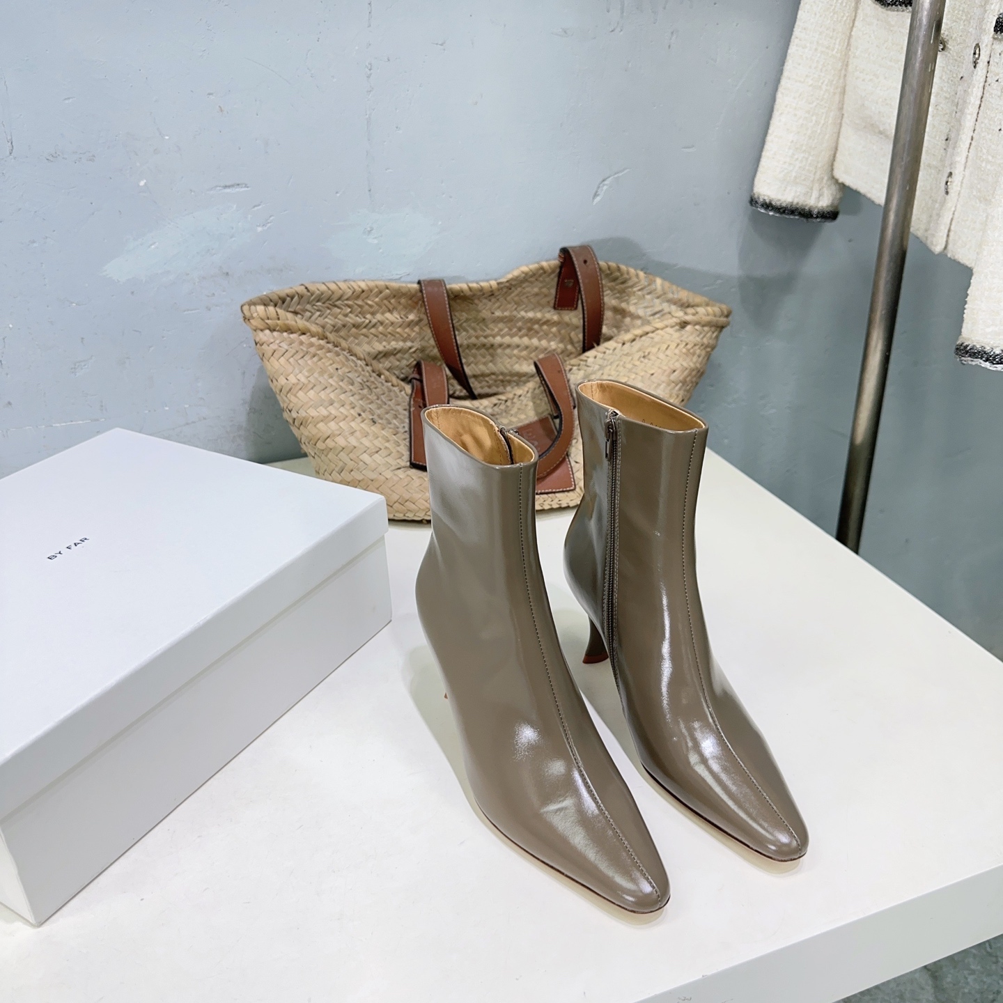 Classic High Zipper Boots: Quality European Design for Comfortable Style – Size 35-40 - 图片 4