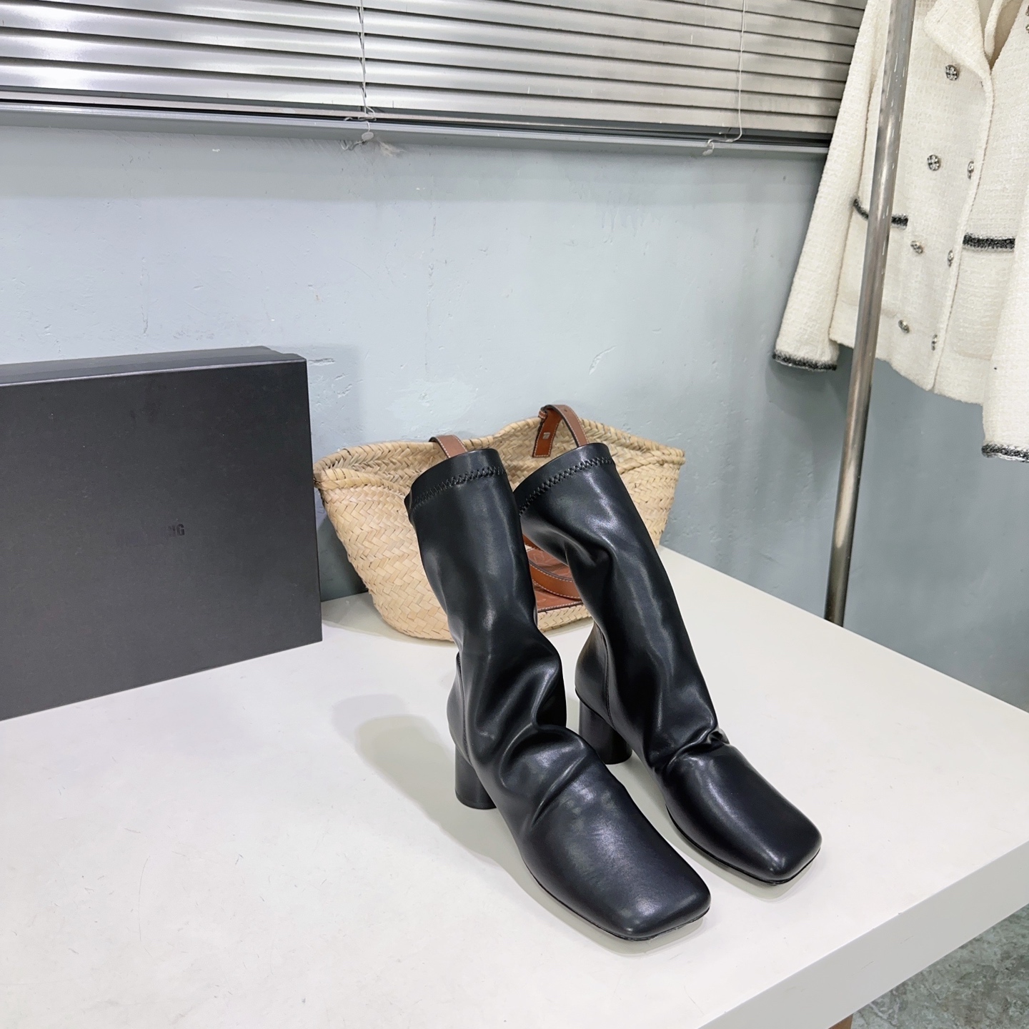 Uma WANG Black Series: High Quality UMA WANG25 Autumn/Winter Boots with Eastern Aesthetic. - 图片 2