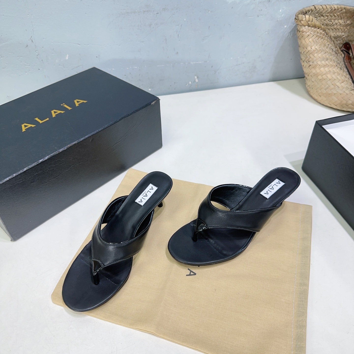 French Luxury Brand 624: Handcrafted High-Quality Footwear with Unique Designs - 图片 7